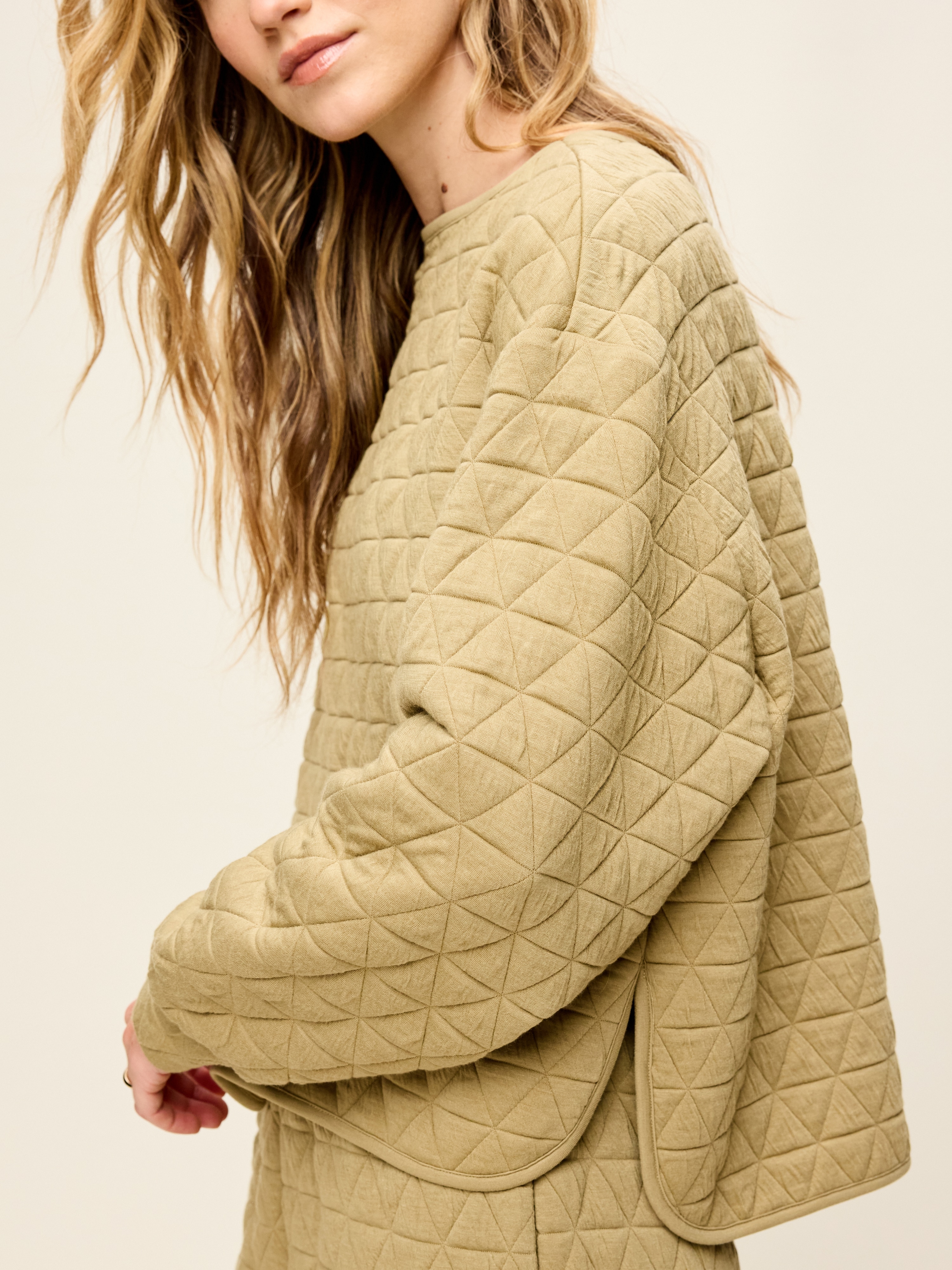 Quilted Bounce Fleece Boatneck Sweatshirt - Micro Green - 4
