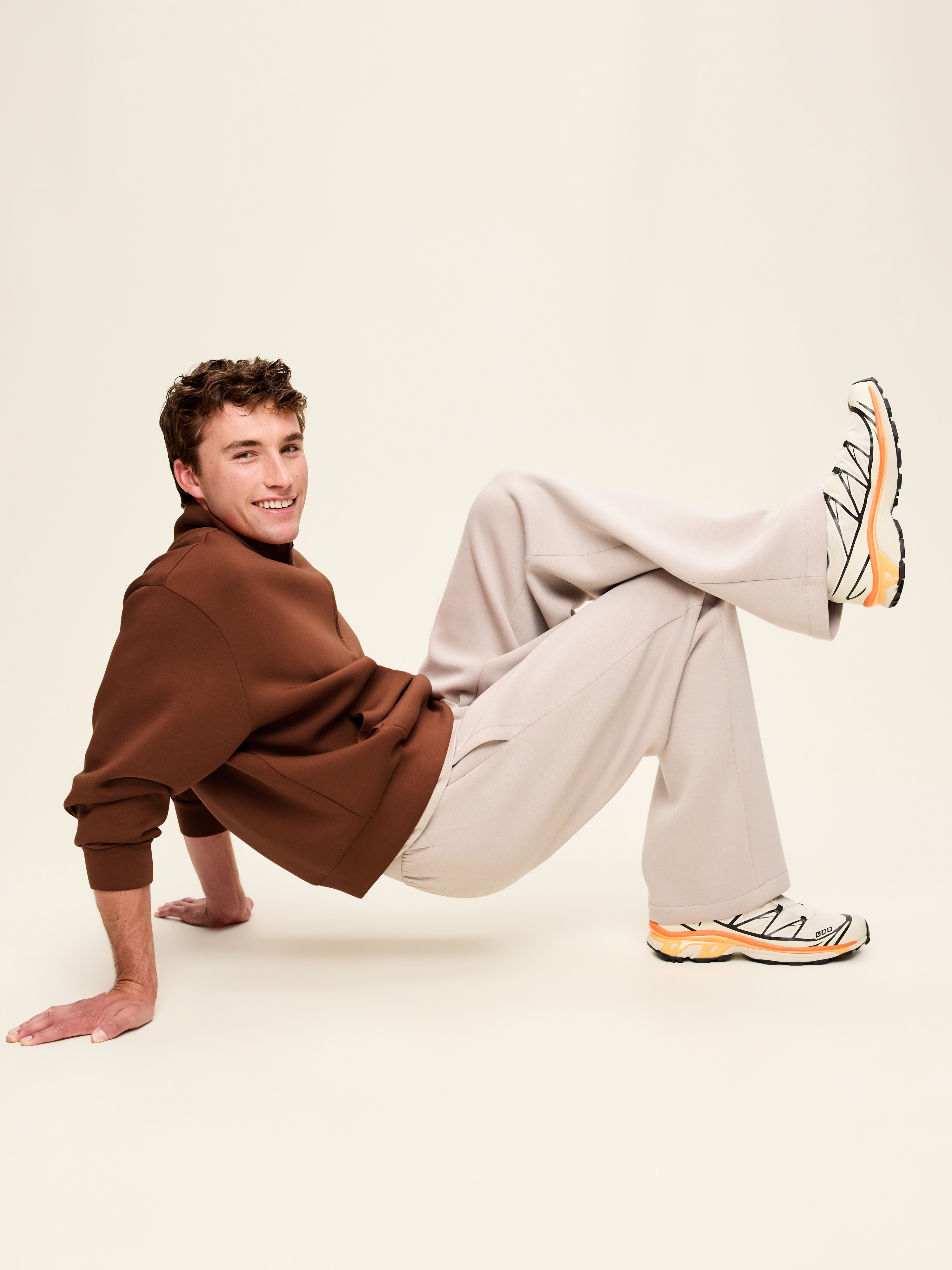 Bounce Fleece Oversized Half-Zip Pullover Sweatshirt - Horse Chestnut - 3