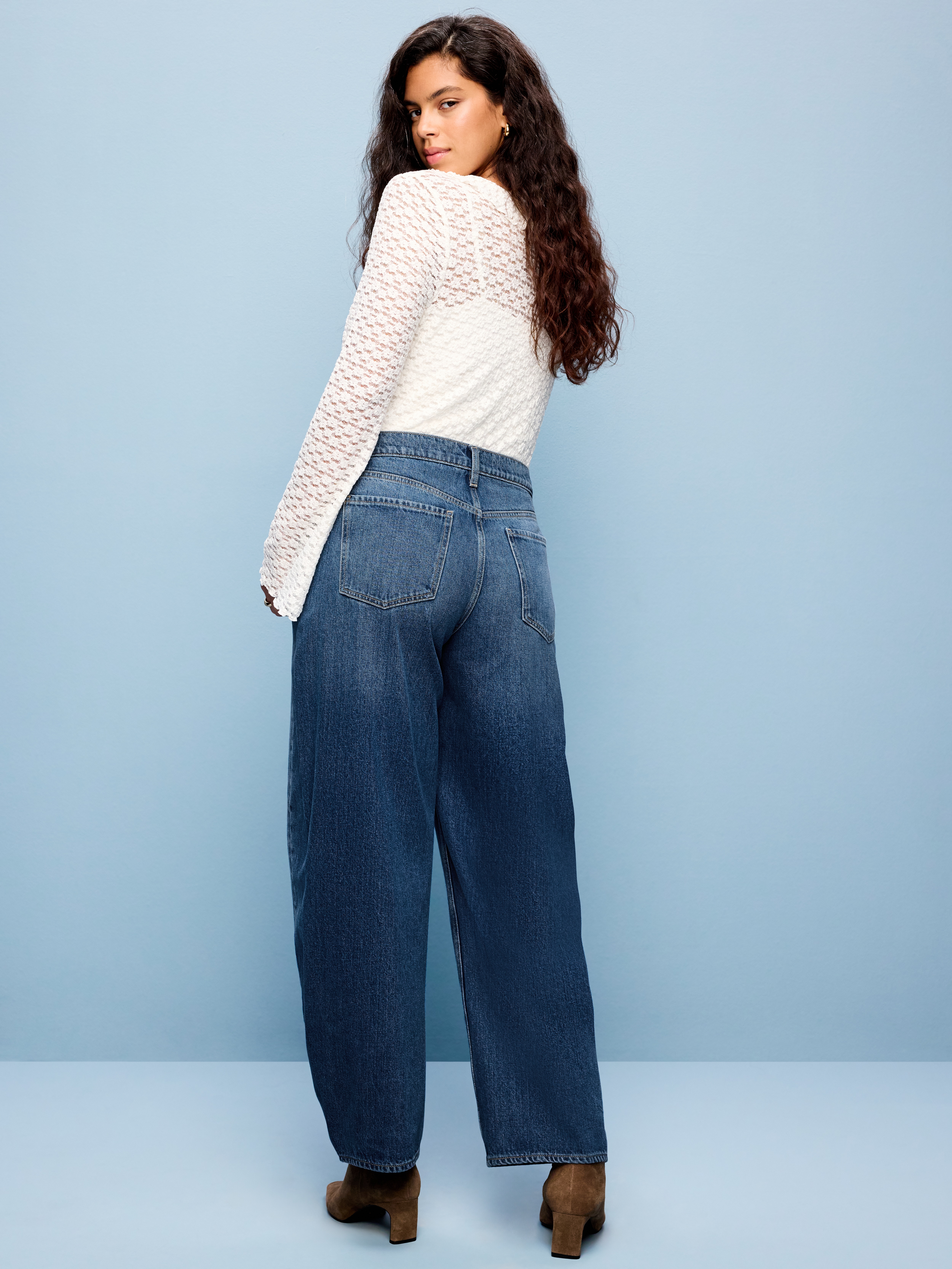 Mid-Rise Arc Barrel Jeans - Bella - 6