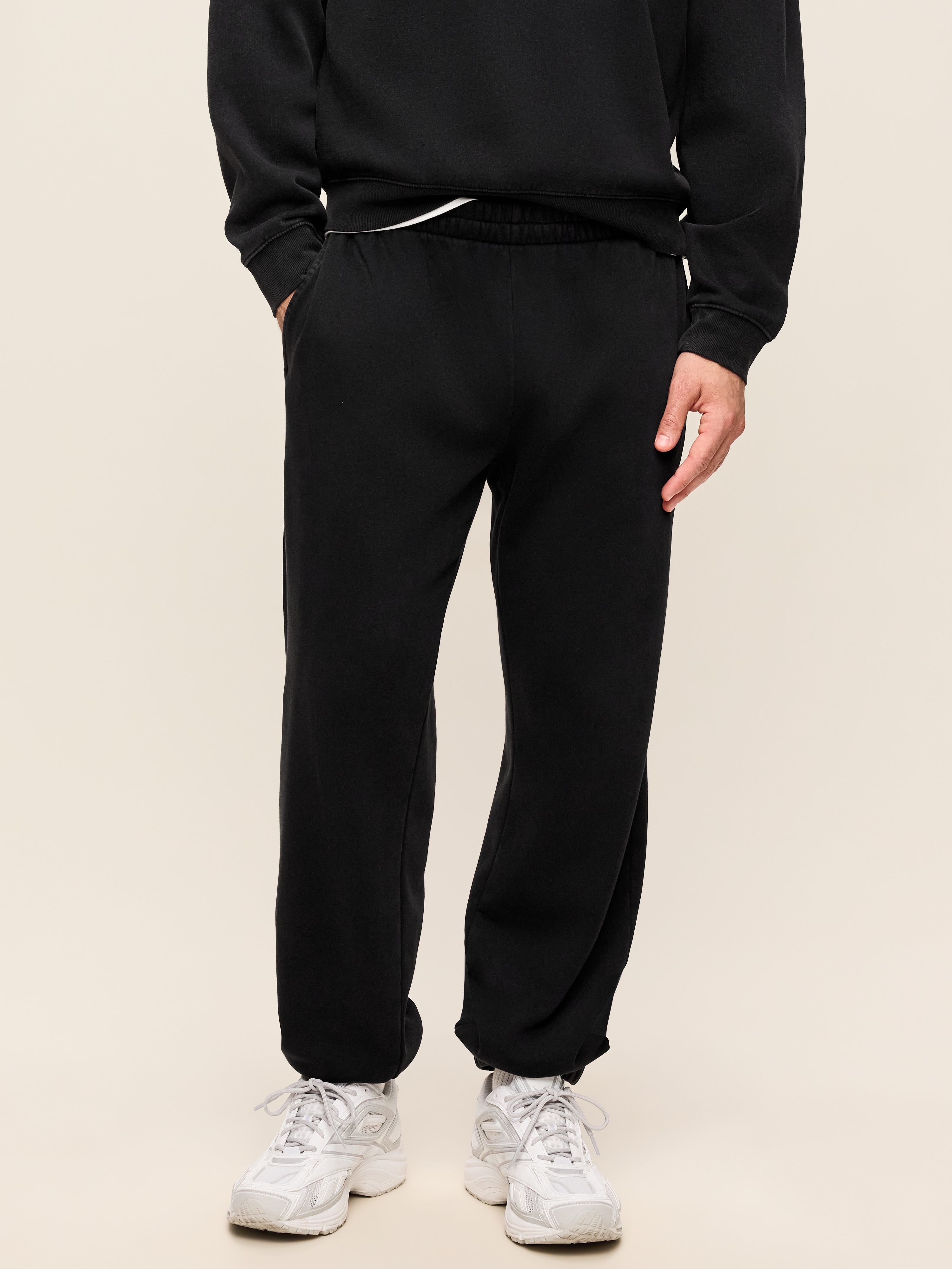 Lived-In Pro Jogger Sweatpants - Black Jack - 1