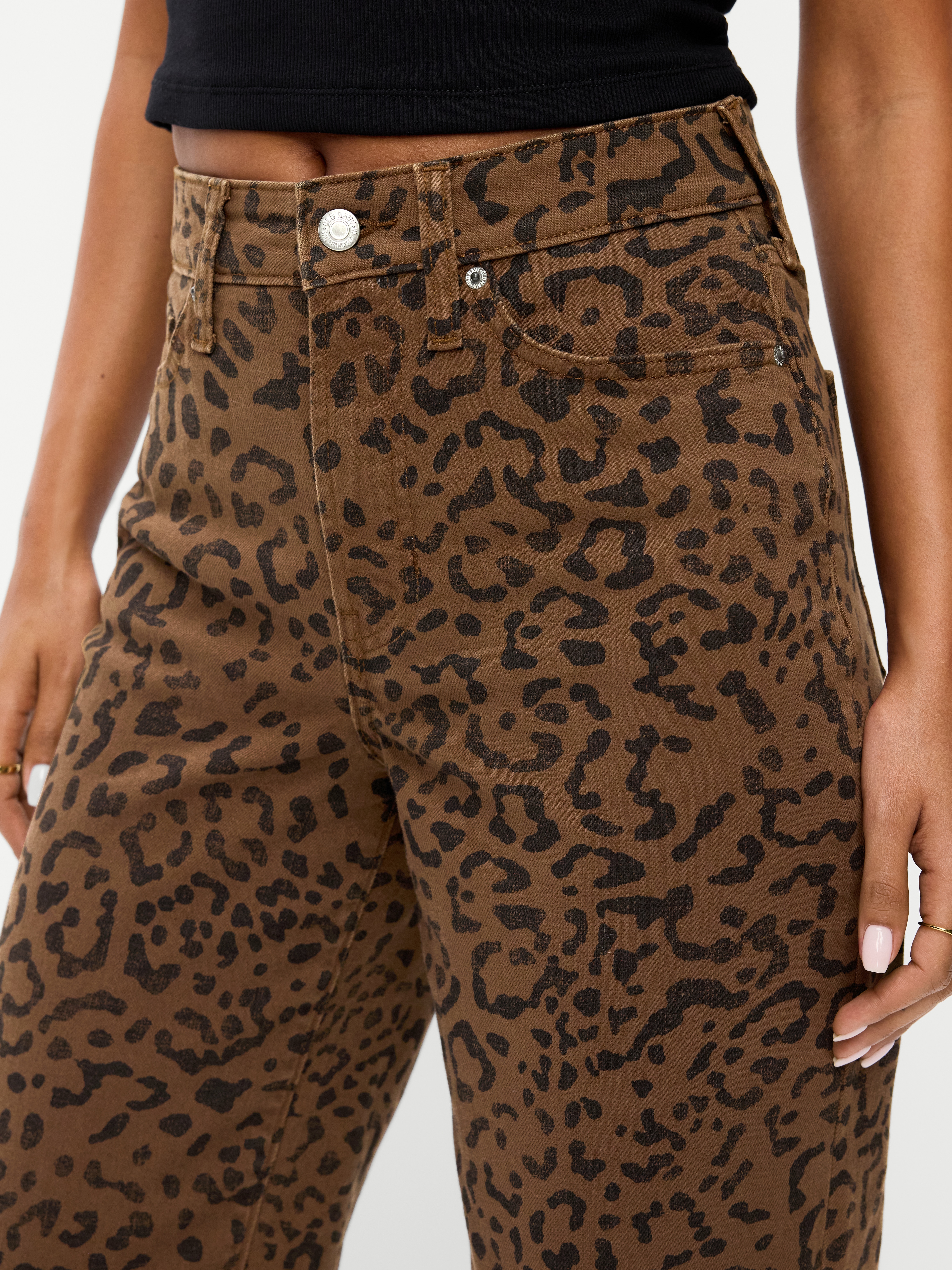 Curvy High-Waisted OG Loose Jeans - Brown Leopard - 4