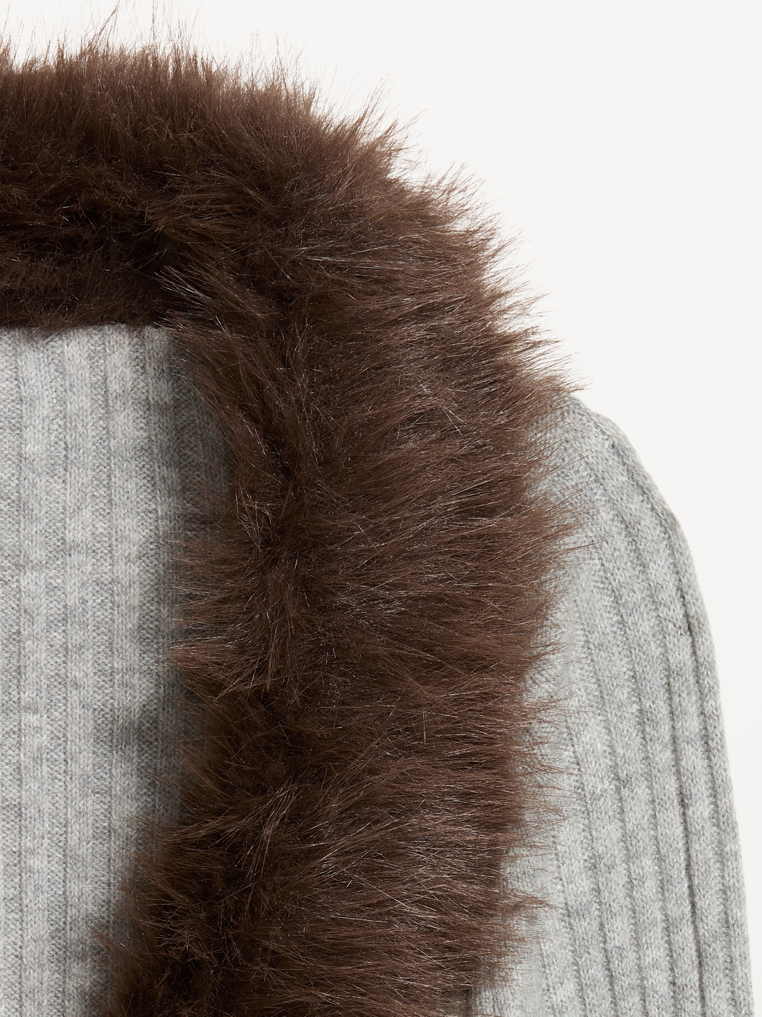 SoSoft Faux-Fur Collar Cardigan - Light Gray - 6
