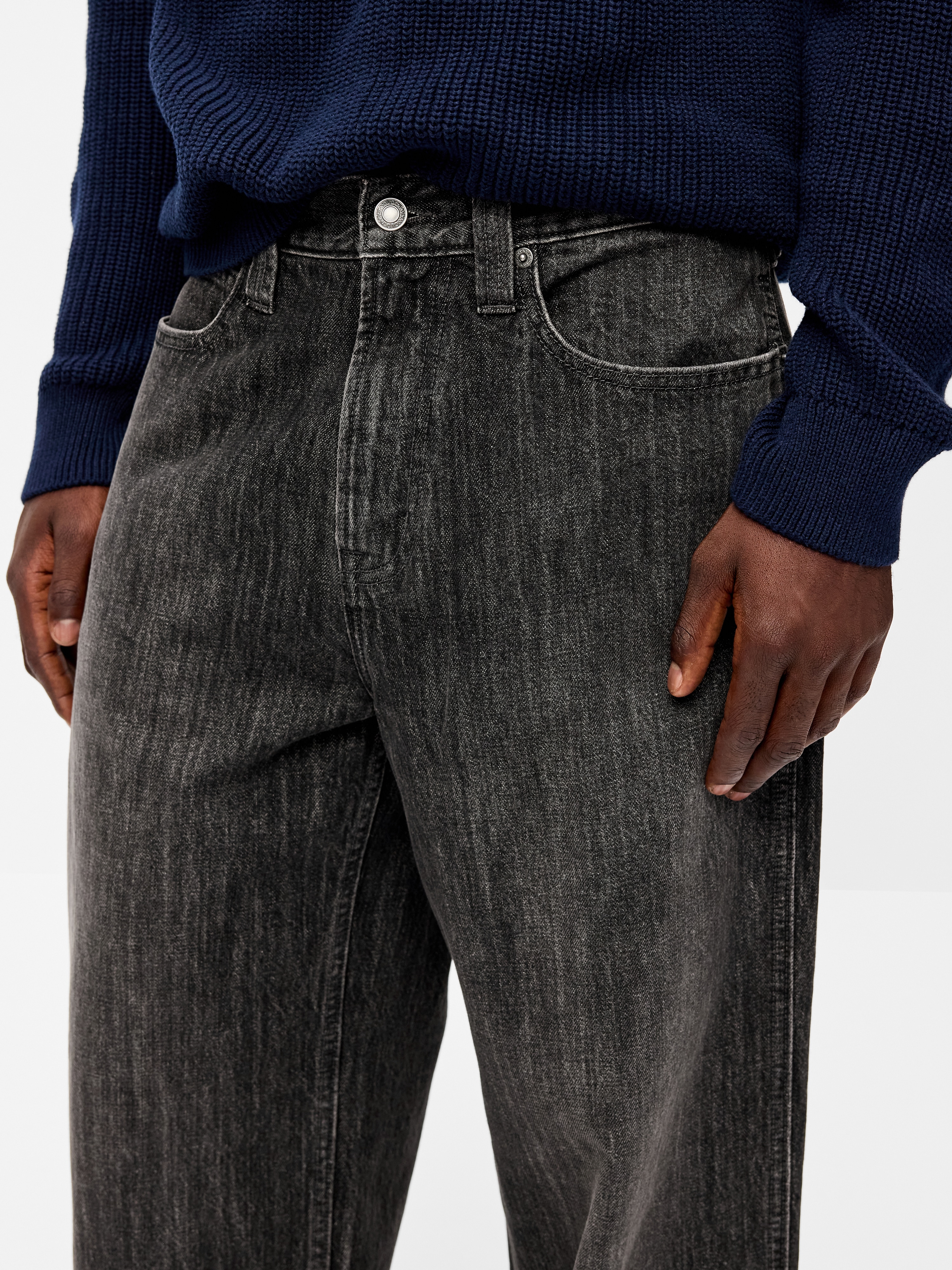 2000s Super Baggy Jeans - Black Wash - 5