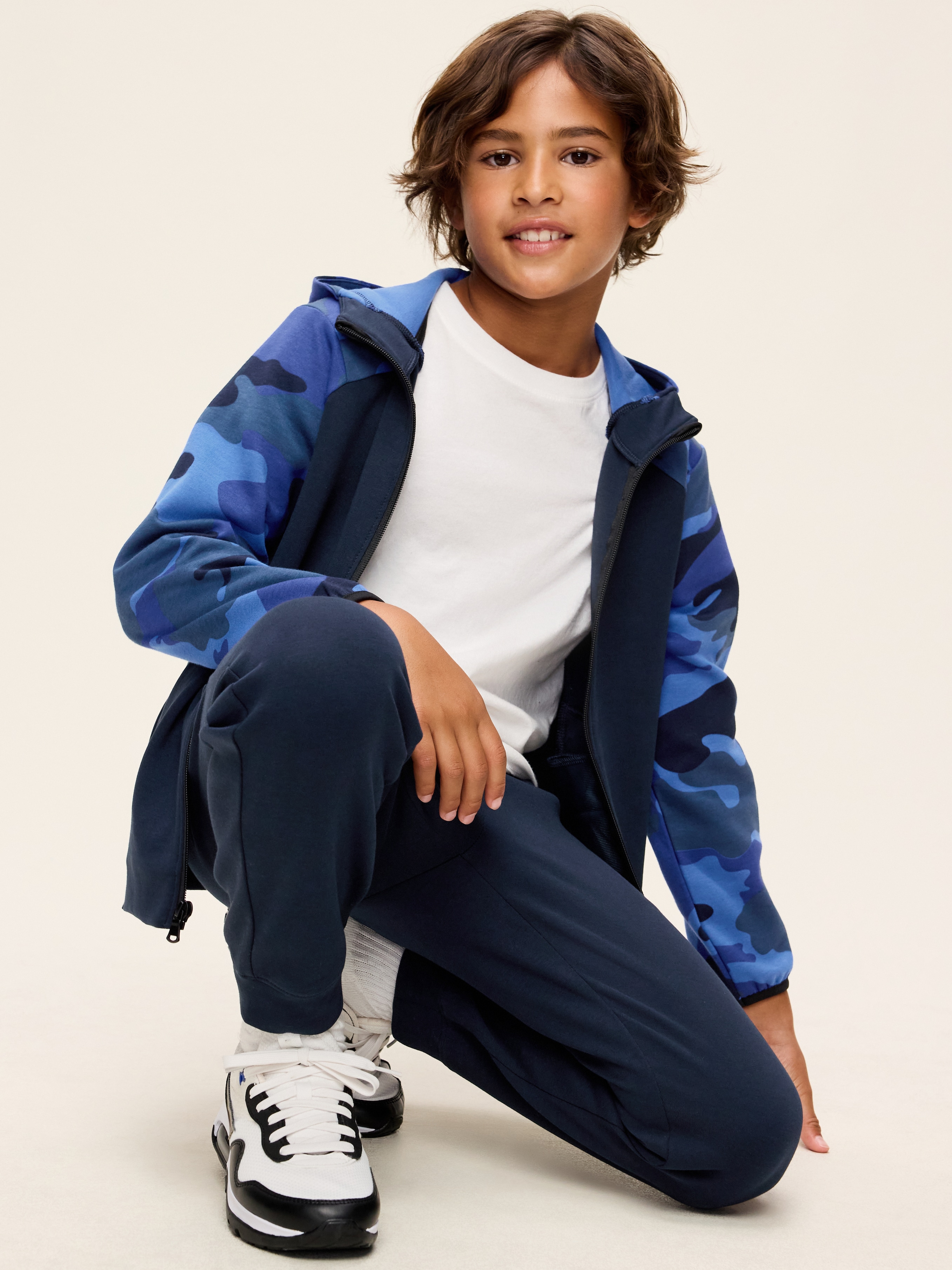 Dynamic Fleece Jogger Sweatpants for Boys - In the Navy - 3