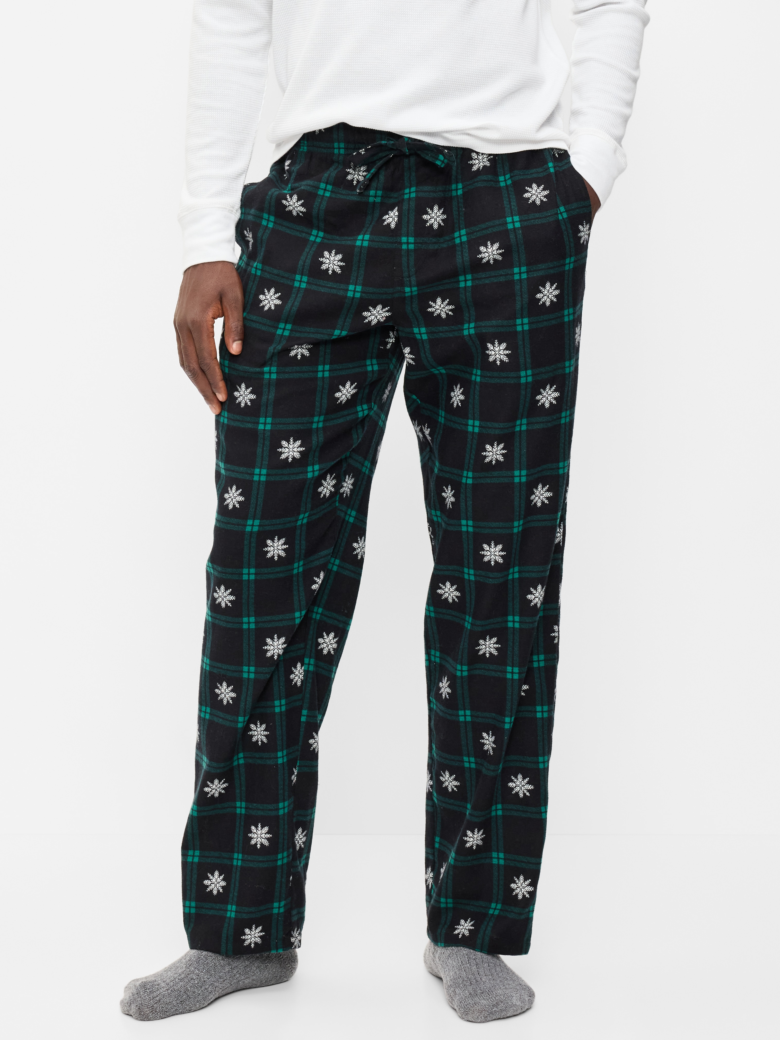 Flannel Pajama Pants - Green Snowflake - 1