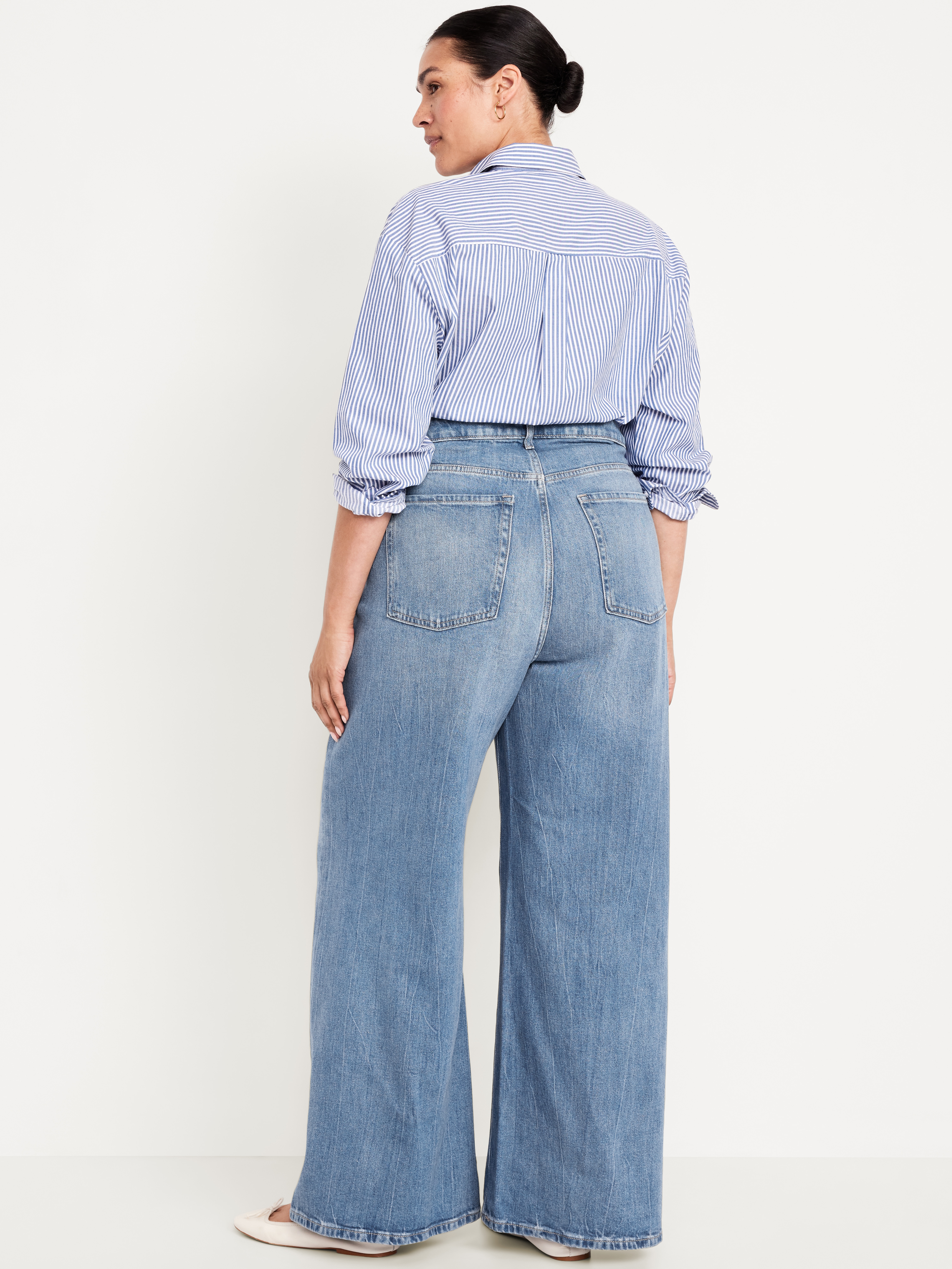 Extra High-Waisted Super Wide-Leg Jeans - Medium Wash - 8