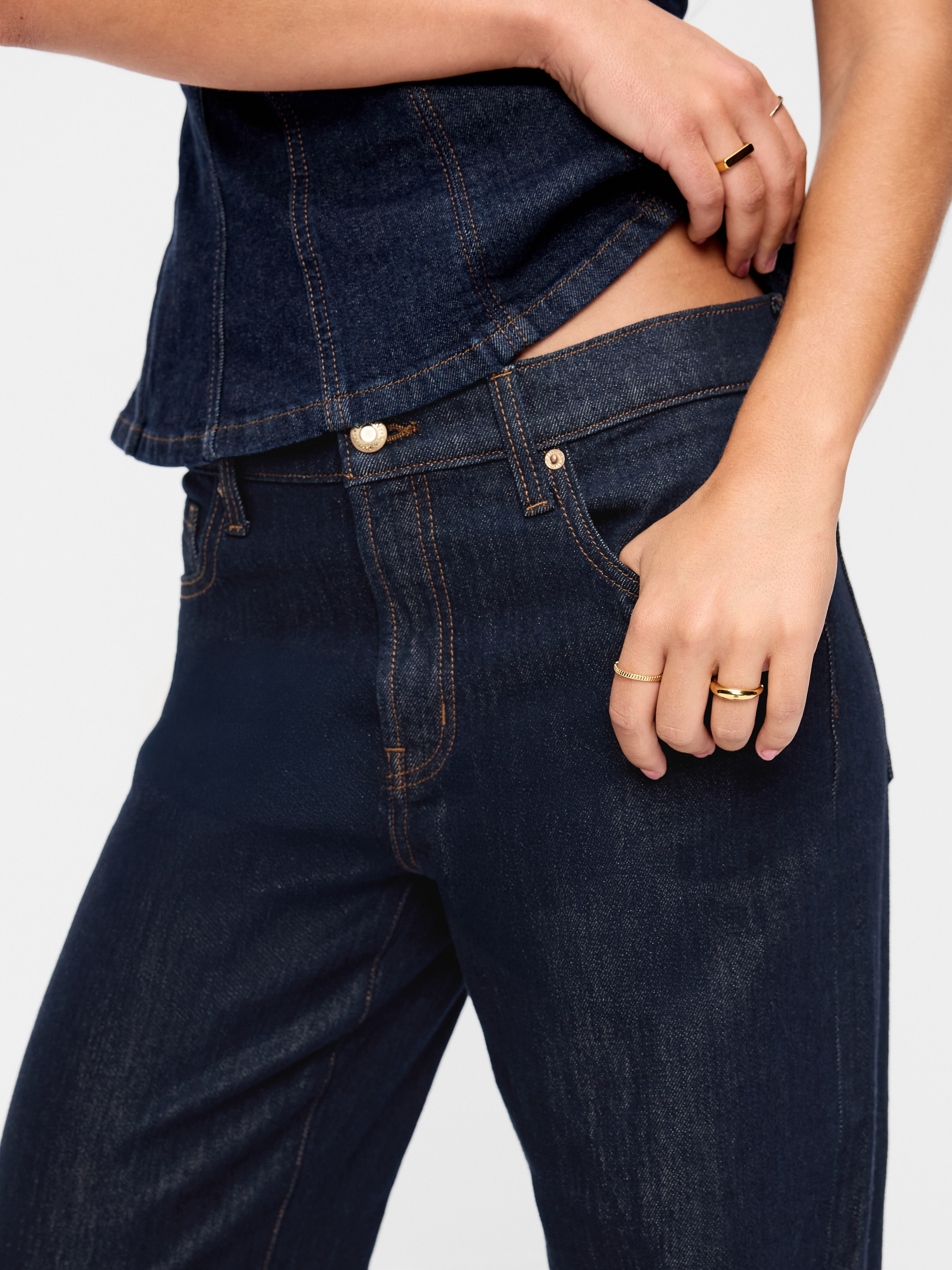 Low-Rise Loose Jeans - Dark Wash - 4