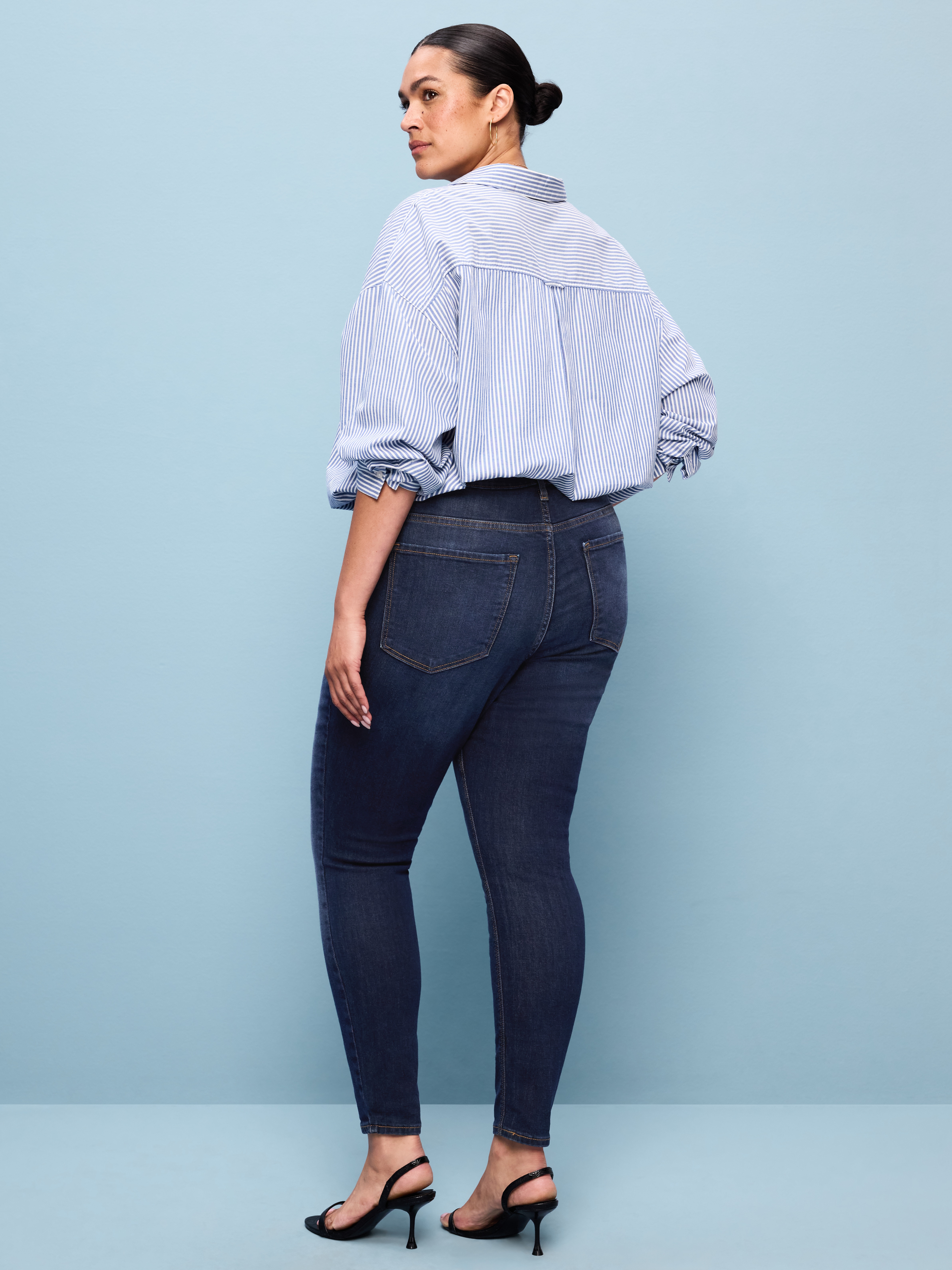Mid-Rise Rockstar Super-Skinny Jeans - Dark Wash - 10