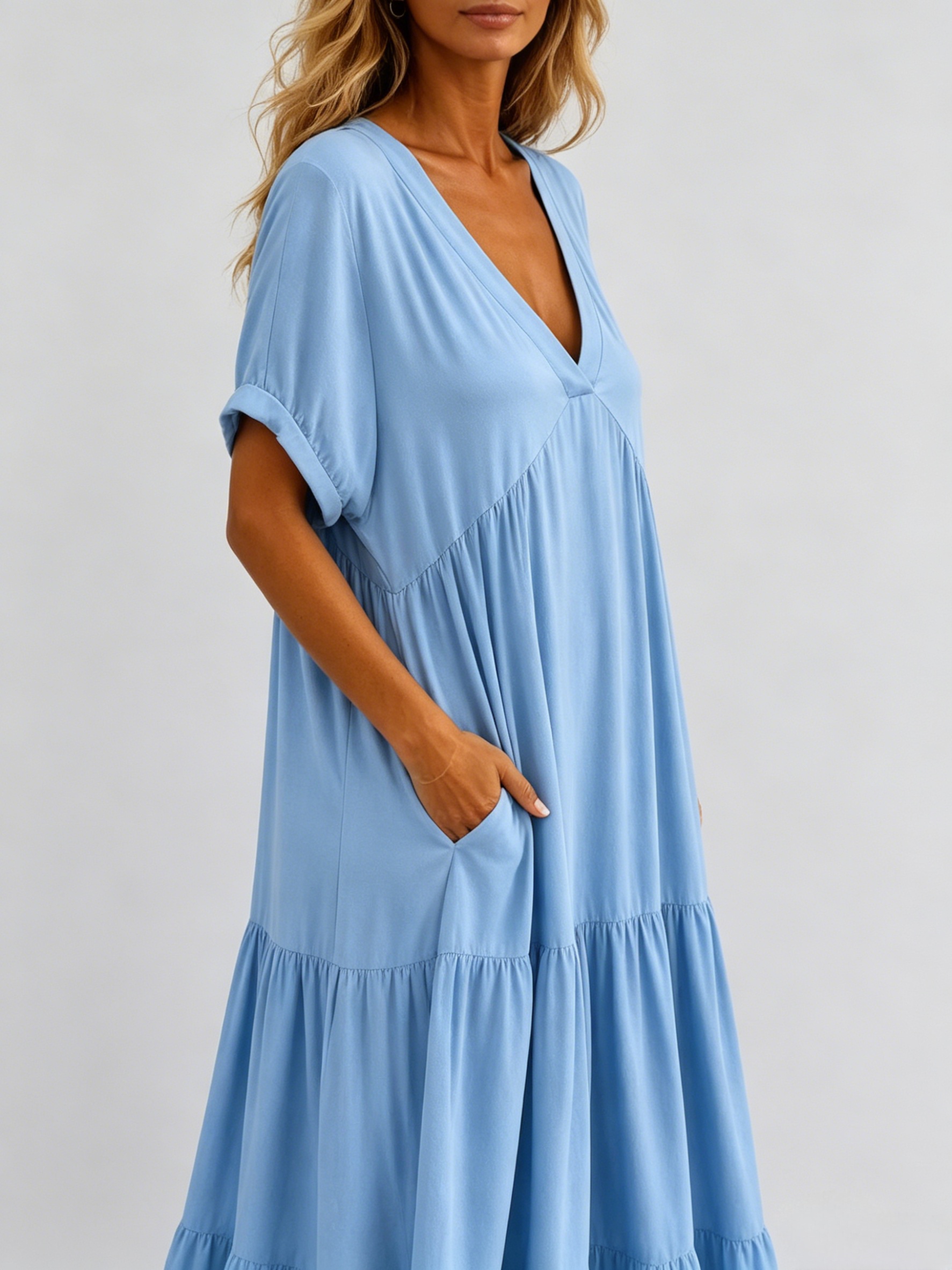 Luftiges Maxikleid Damen mit V-Ausschnitt, Taschen & Stufen – locker & bequem für Sommer