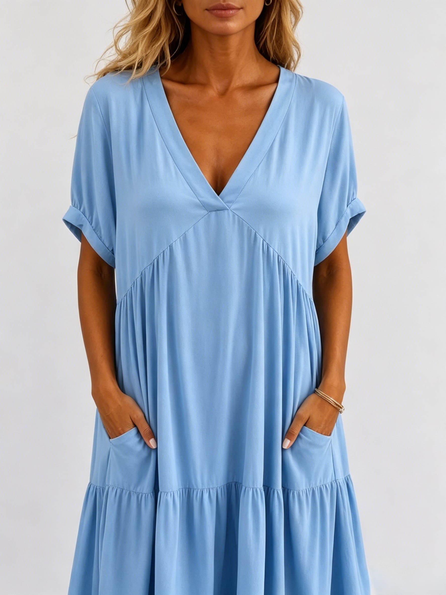 Luftiges Maxikleid Damen mit V-Ausschnitt, Taschen & Stufen – locker & bequem für Sommer