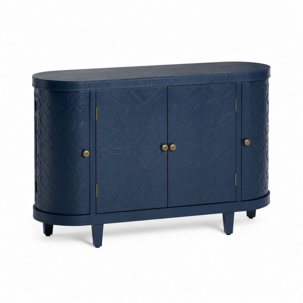 Buffet en bois de frêne bleu avec motifs sculptés