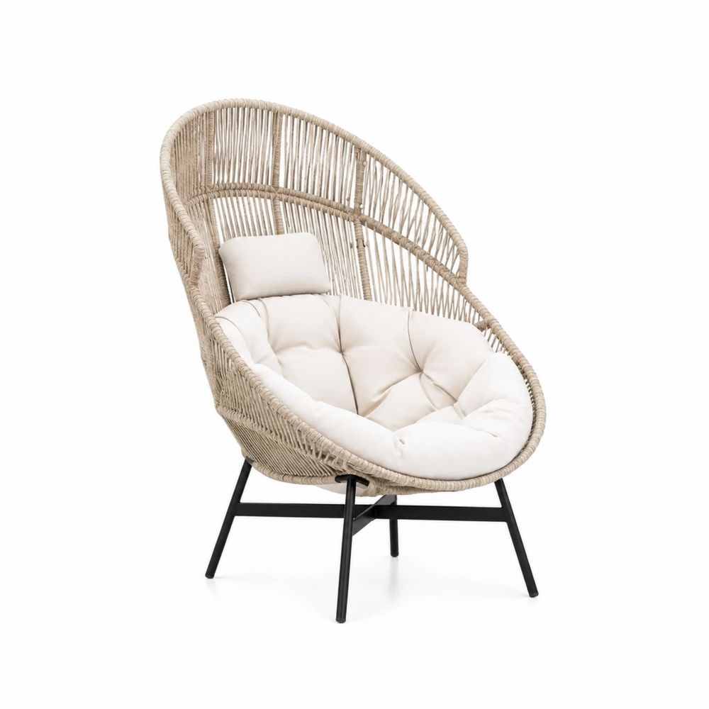 Fauteuil d'extérieur en rotin avec coussin crème