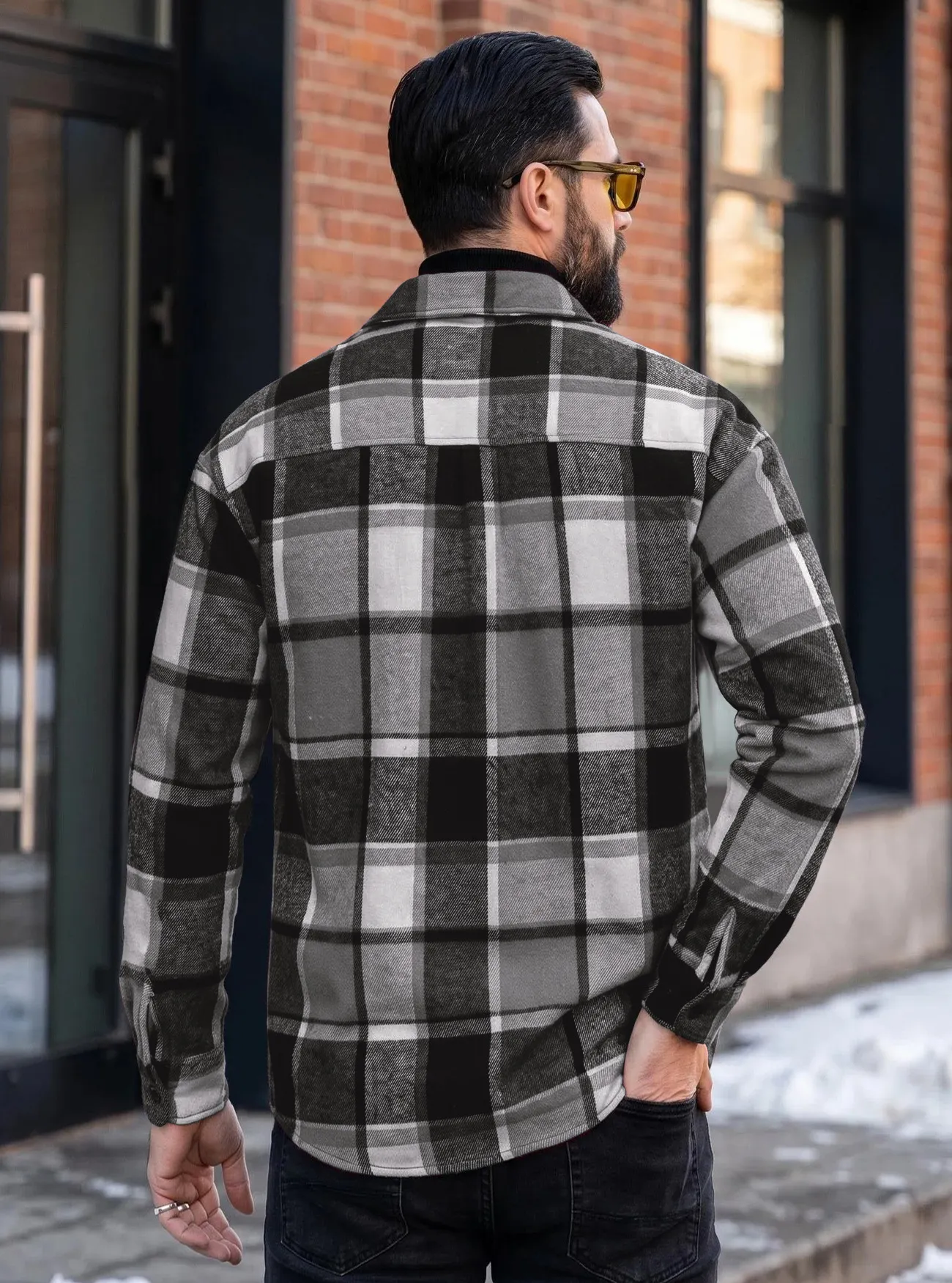 Plaid shirt jacket detail 3