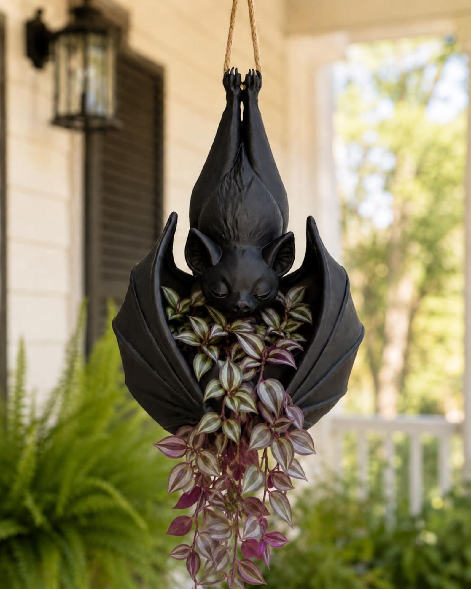 Hanging Bat Plant Pot🎃Spooky Garden Decor Planter