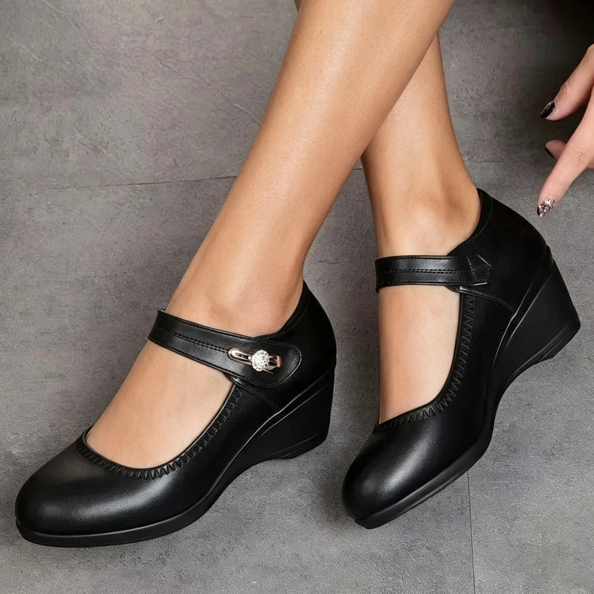 Elegant Mid-Heel Comfort Shoes