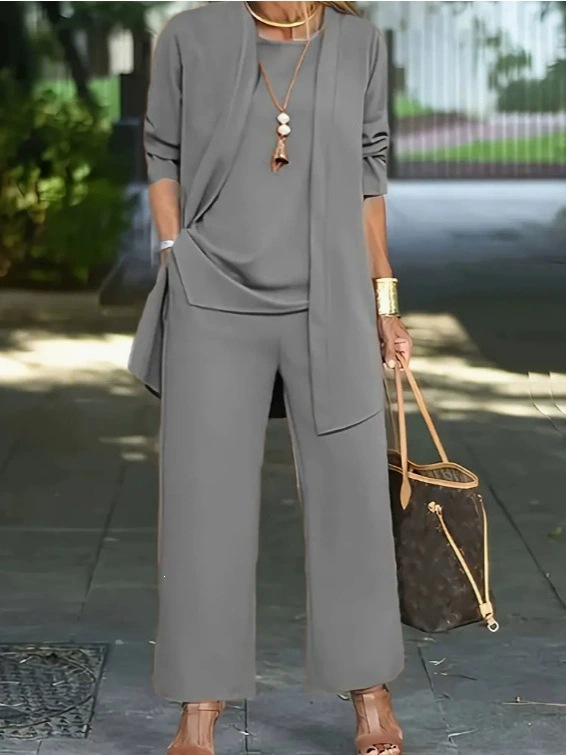 Elegant Women's Relaxed Fit 3-Piece Set