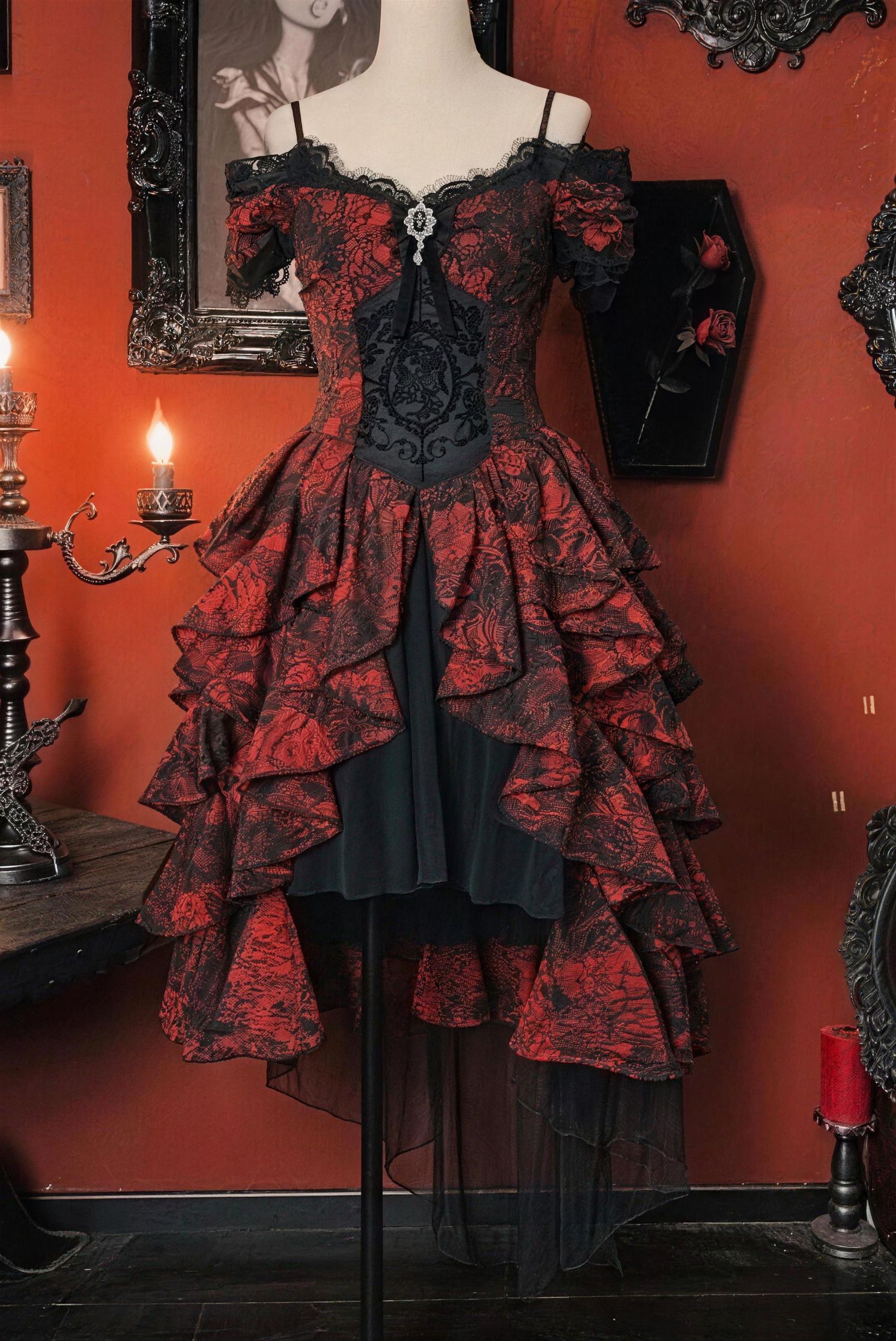 Underworld Feast Gothic Heavy Black and Red Jacquard Off-Shoulder Court Wave Dress