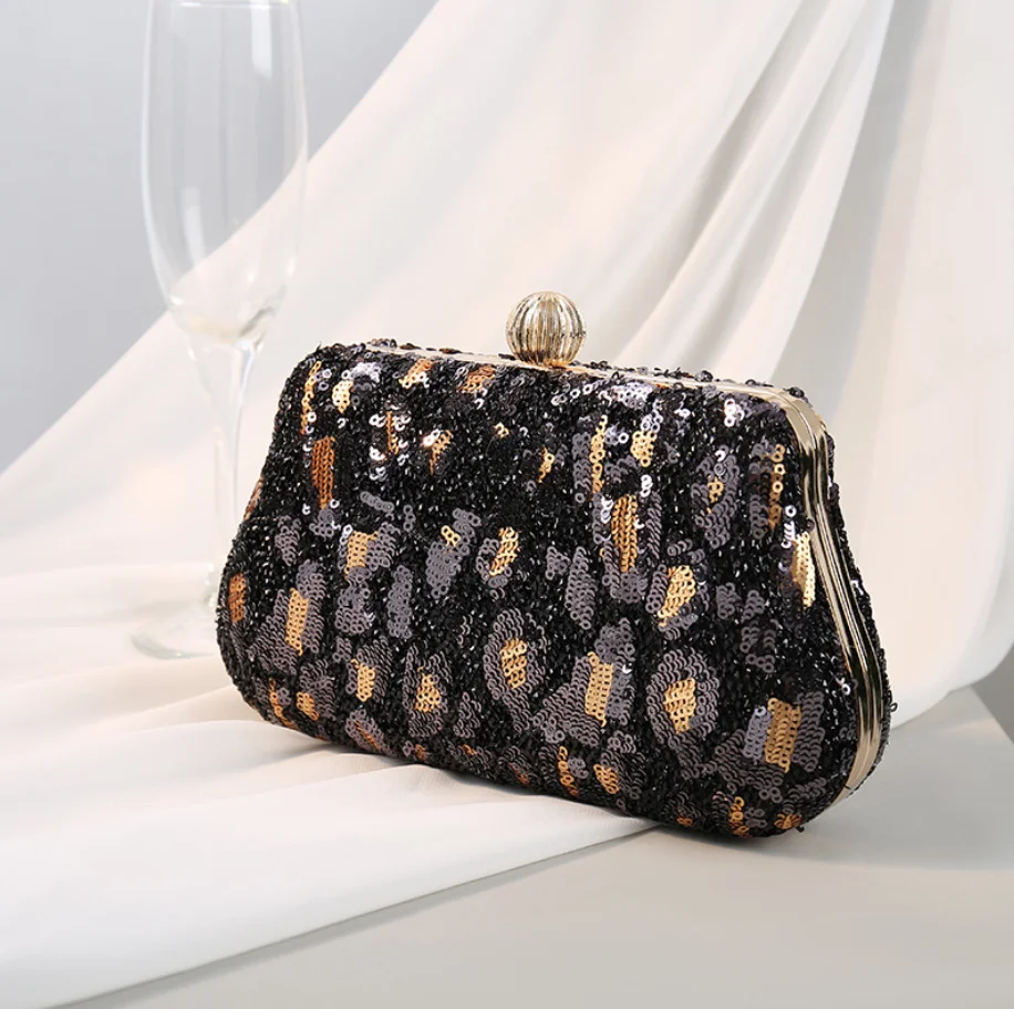 YNSSK Black Leopard Print Clutch Bag With Chain Front View