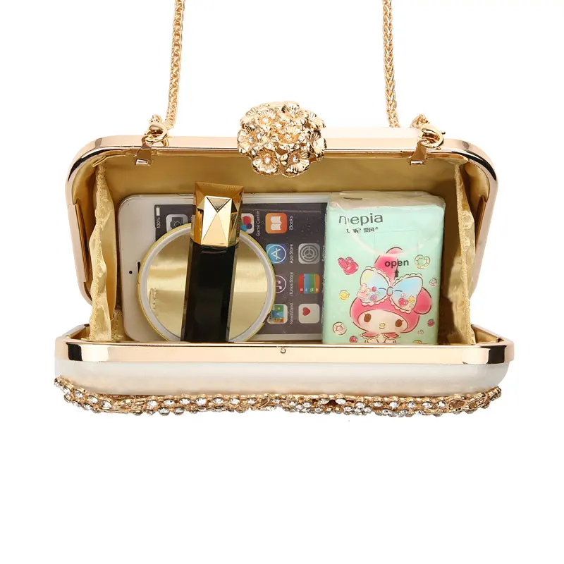YNSSK Formal Clutches interior view