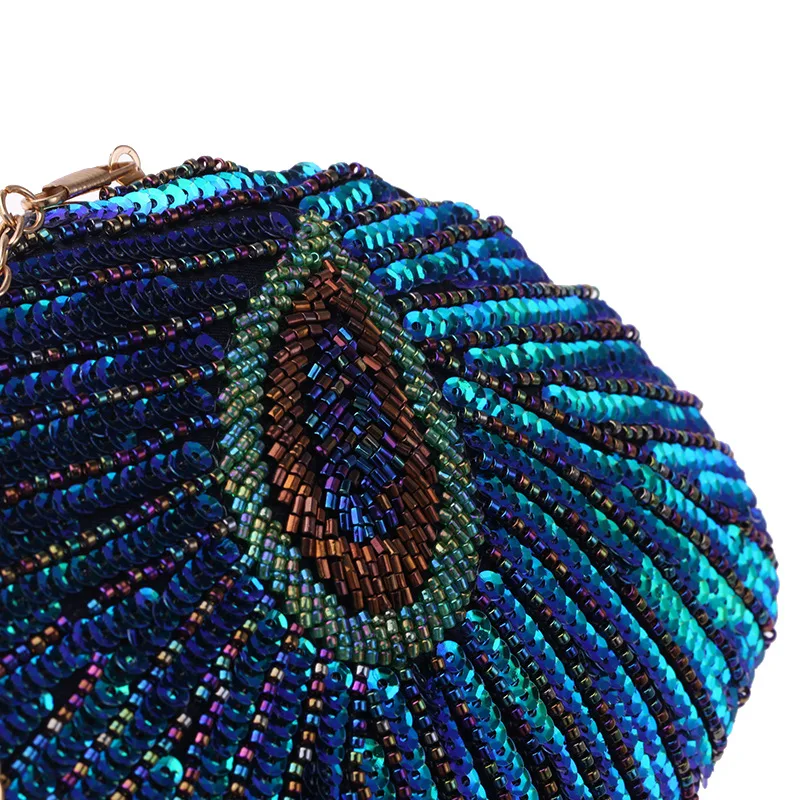 YNSSK Peacock Small Cute Clutch Purse Surface Detail View