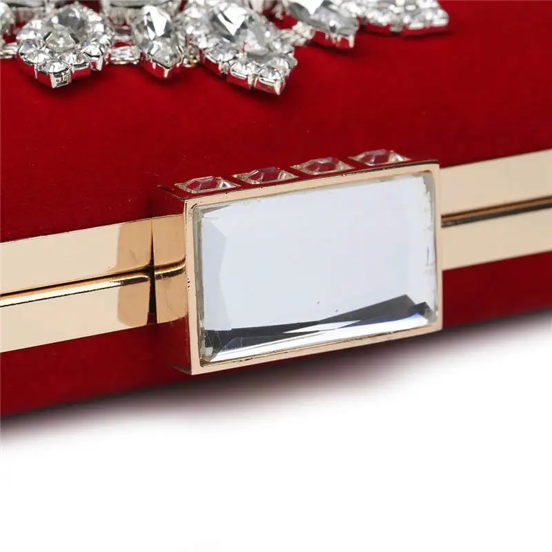 YNSSK Sparkling Floral Red Velvet Clutch Bag Snap Detail