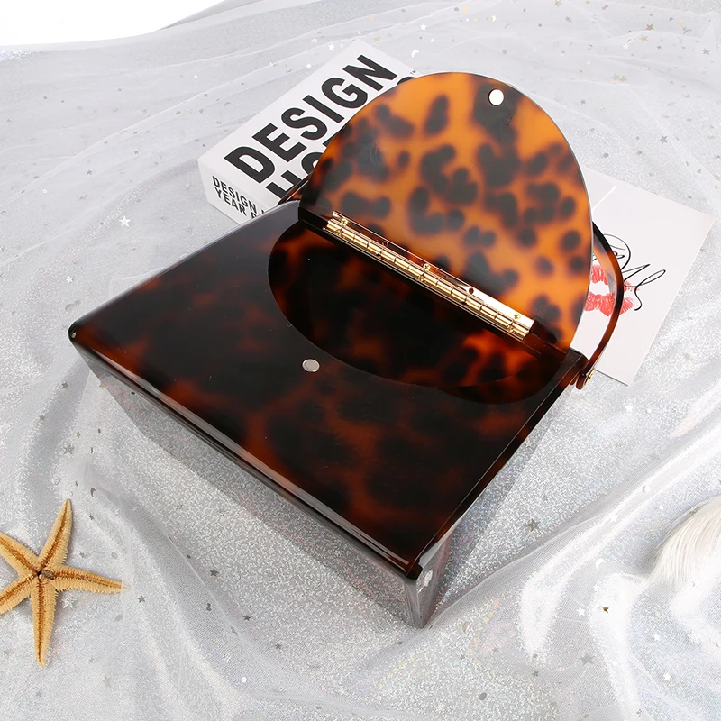 YNSSK Small Tortoise Shell Handle Purse Scene Display