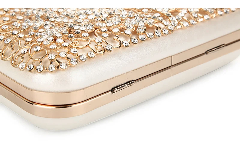 YNSSK Formal Clutches Closure Detail