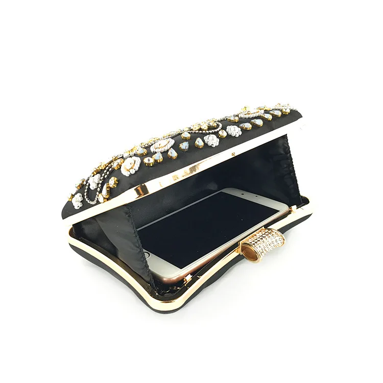 YNSSK Hand-beaded Fashion Evening Bag with Maximum Opening