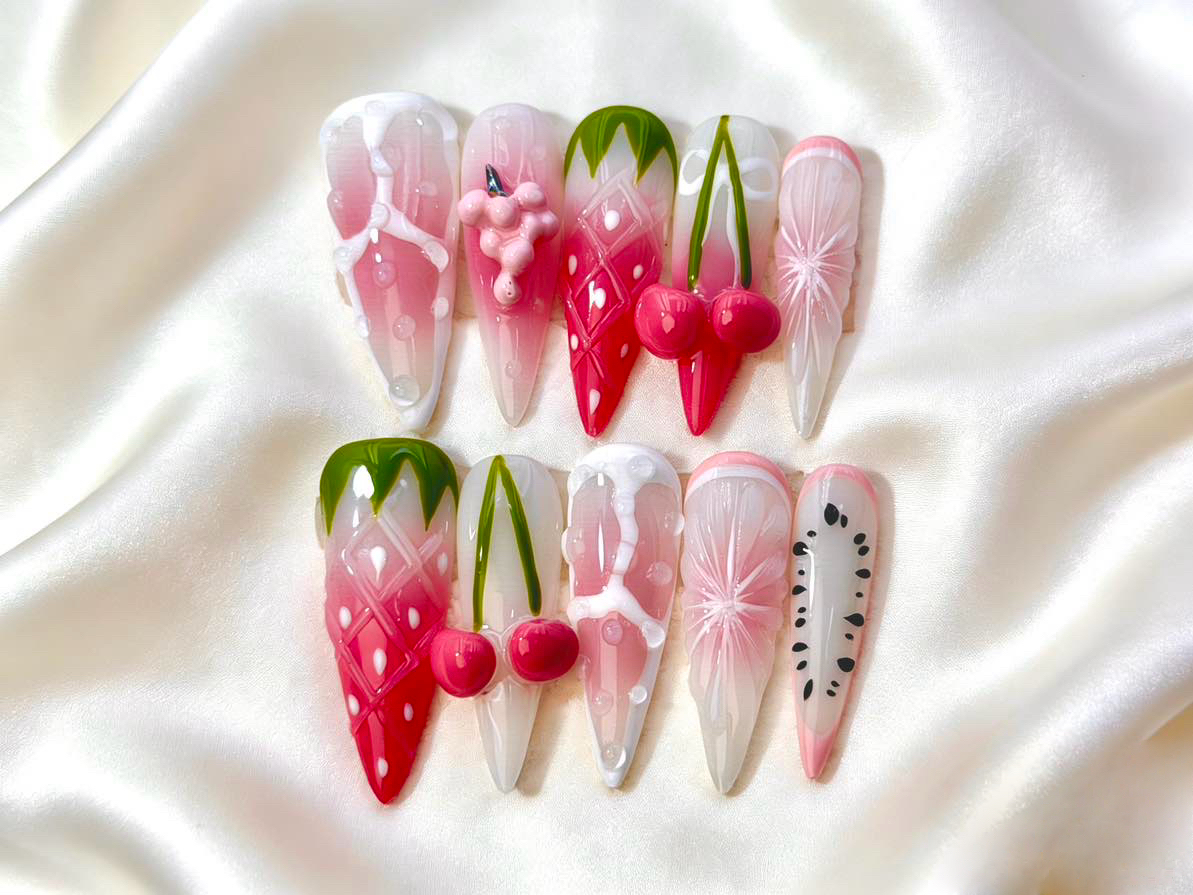 Faux Ongles Press-On Sur Mesure par Empreinte | Motifs Complexes & Construction Ongulaire Haute Gamme