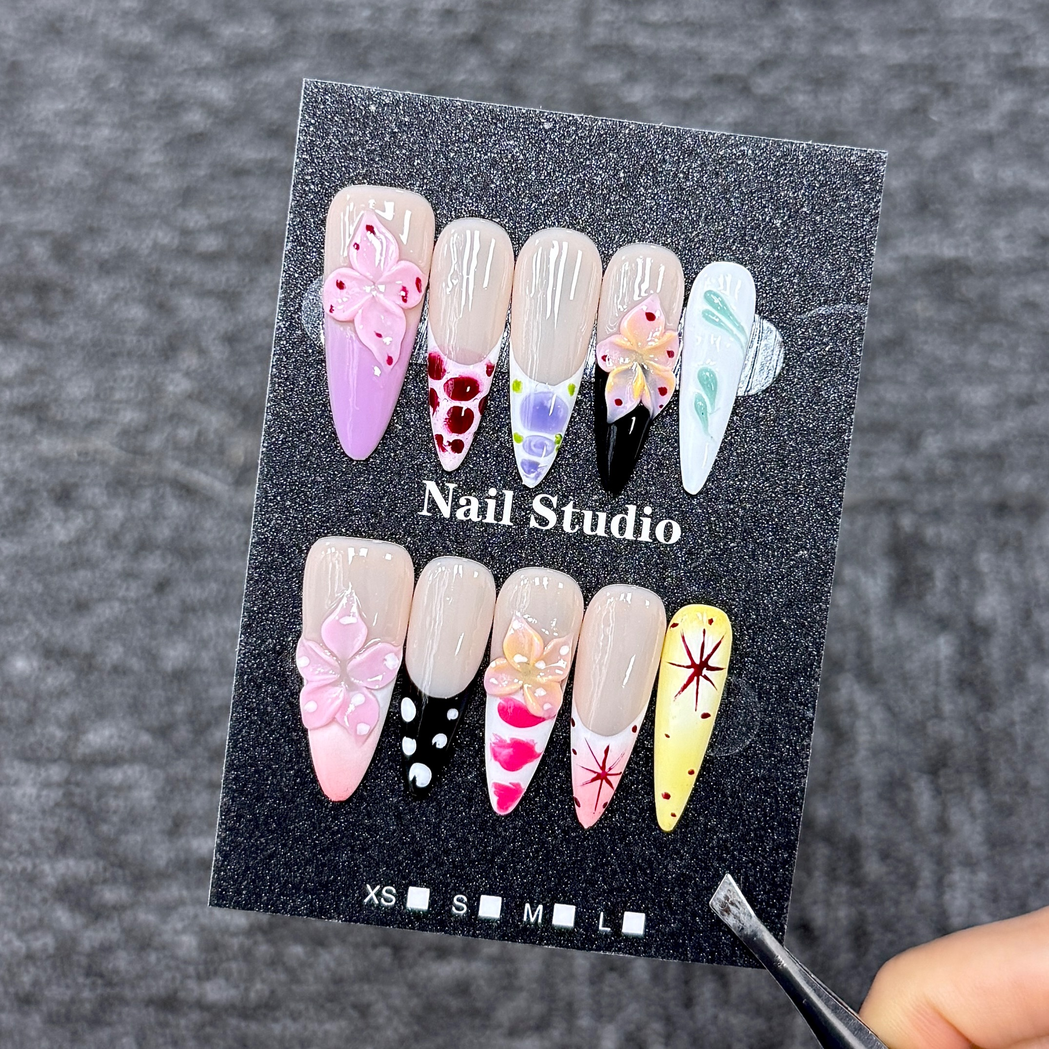 Ongles Press-On « Fleurs de Pêcher 3D Dégradé Lilas Rose » | Style Girly Printanier | Forme Amande Longue | Sculpté à la Main & Motifs Graphiques