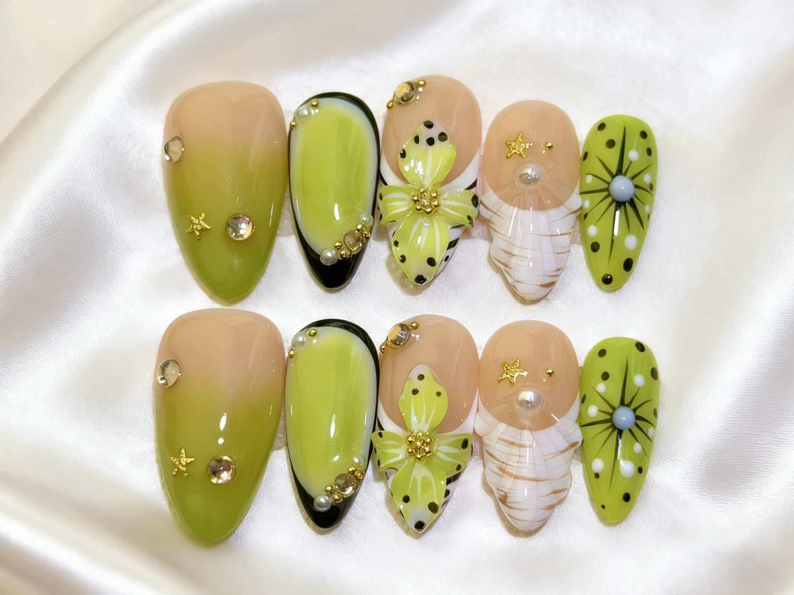 Faux Ongles Press-On Sur Mesure par Empreinte | Motifs Complexes & Construction Ongulaire Haute Gamme