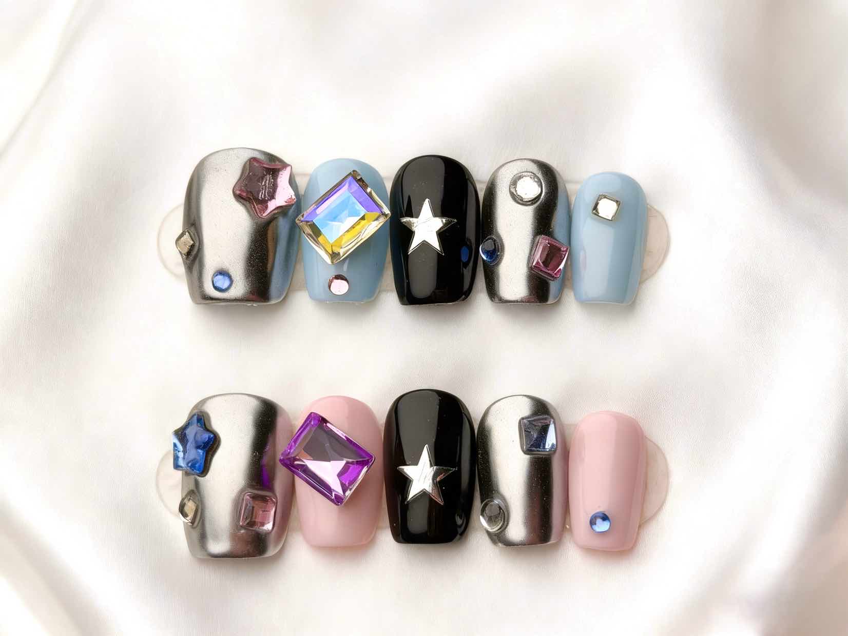 Faux Ongles Press-On Sur Mesure par Empreinte | Modèles Uni-Couleur, Ajustement Parfait | Promo : Achetez-en un, recevez-en un gratuit !