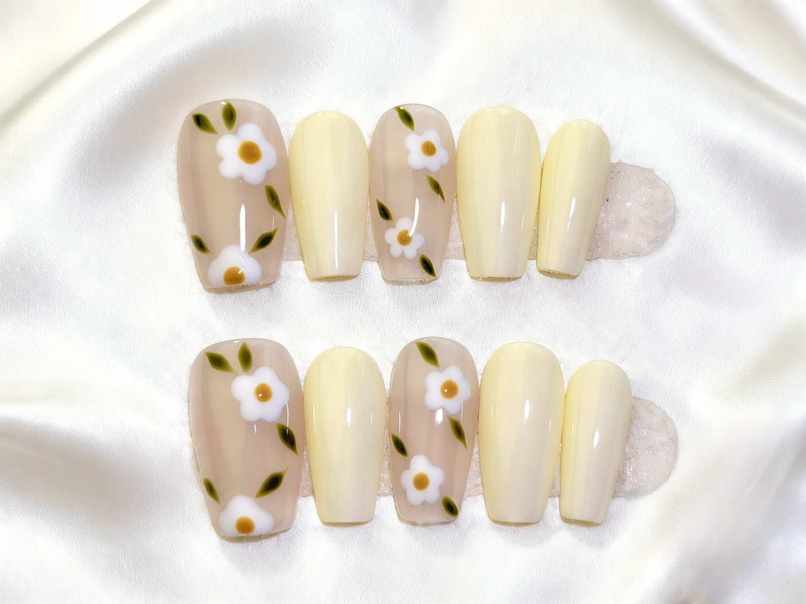 Faux Ongles Press-On Sur Mesure par Empreinte | Modèles Uni-Couleur, Ajustement Parfait | Promo : Achetez-en un, recevez-en un gratuit !