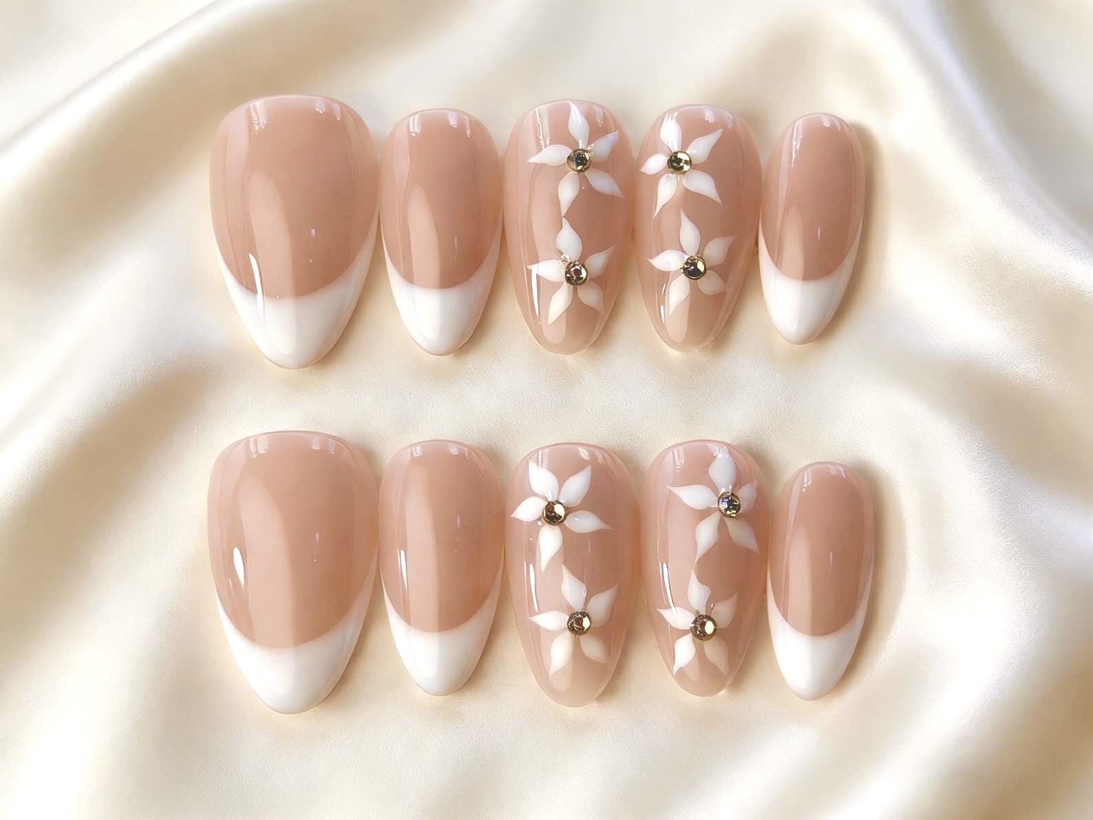 Faux Ongles Sur Mesure | Nail Art Peint à la Main