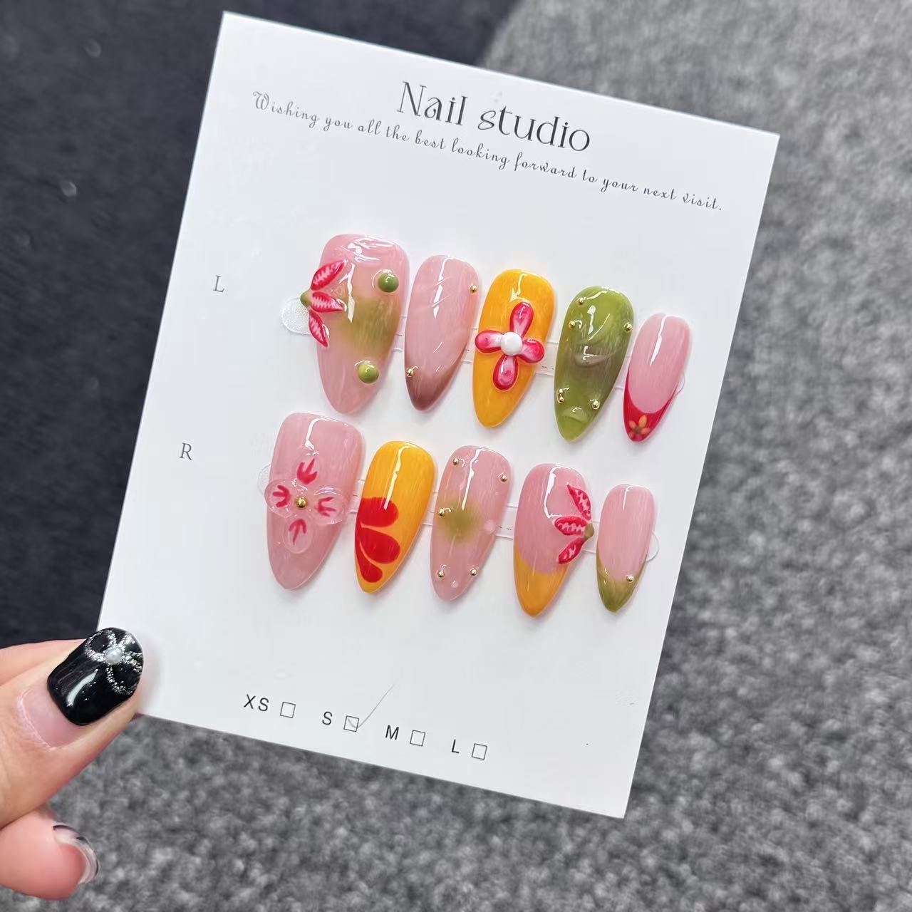 Ongles Press-On « Tropique Ensoleillé » | Style Bohème Floral | Couleurs Vives d’Été | Réutilisables