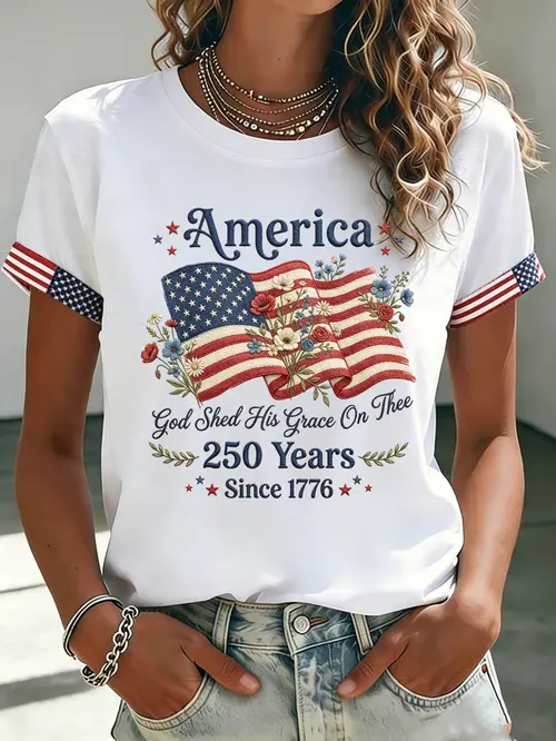 Women Floral American Flag 250 Years Patriotic Short Sleeve Crew Neck T-Shirt