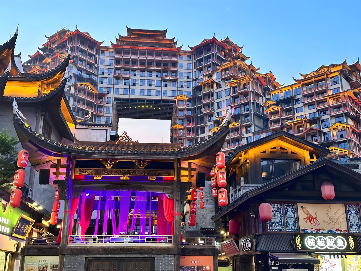 3-Day Zhangjiajie-Wulingyuan-Tianmen Mountain Mysterious Avatar Wonderland Tour