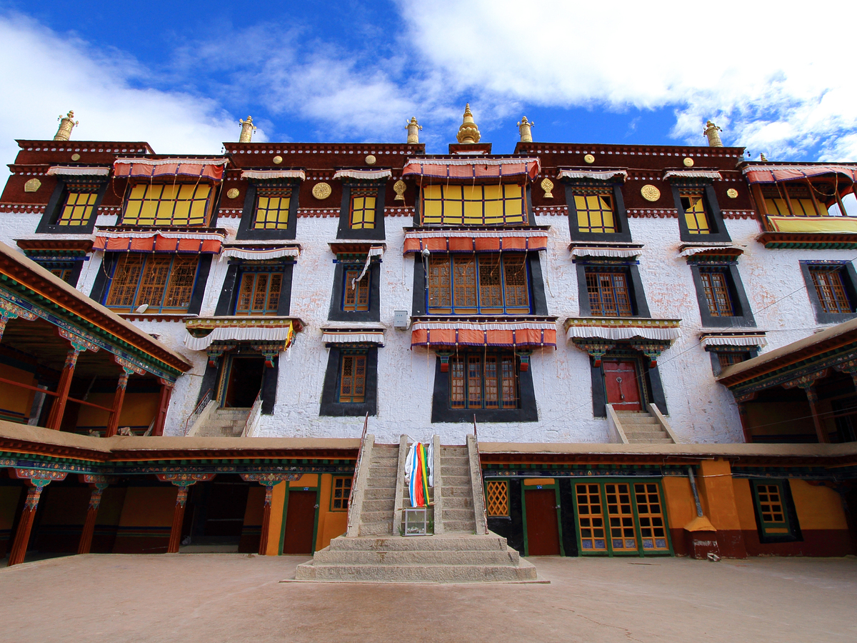8-Day Chengdu-Tibet Tour