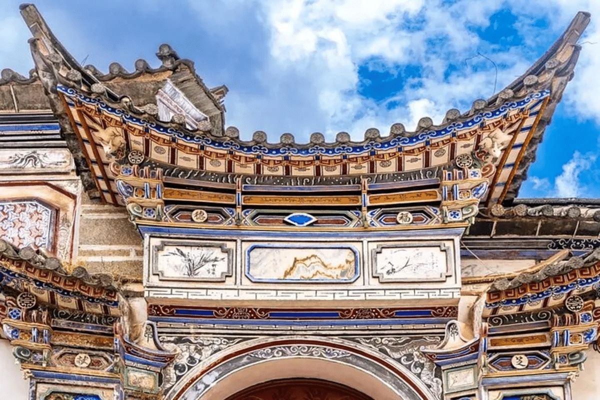 7-Day Kunming Stone Forest-Dali Ancient City-Yulong Snow Mountain-Shuhe Ancient Town-Tiger Leaping Gorge-Pudacuo National Park-Songzanlin Monastery-Dukezong Ancient City-Balagezong (Lijiang) Tour