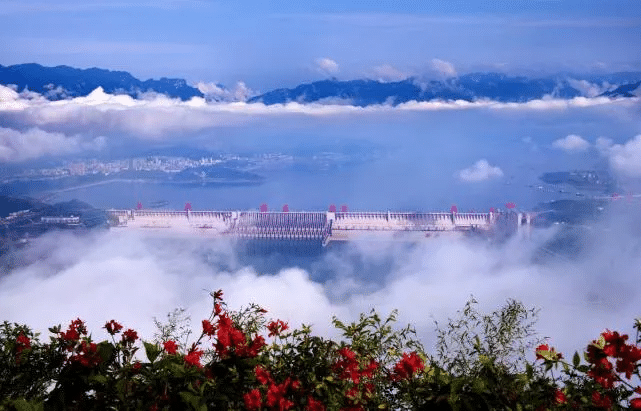 10-Day Guangzhou-Zhangjiajie-Chongqing Three Gorges-Suzhou-Shanghai Tour