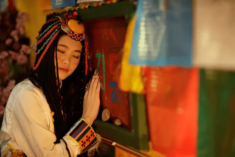 5-Day Tibet-Lhasa-Yamdrok Lake Tour