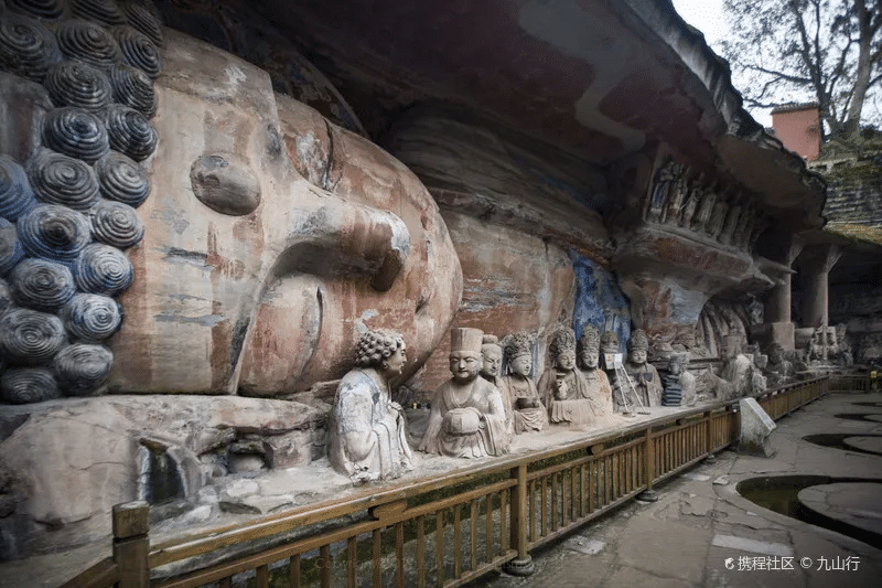 Day Tour of Dazu Rock Carvings from Chongqing