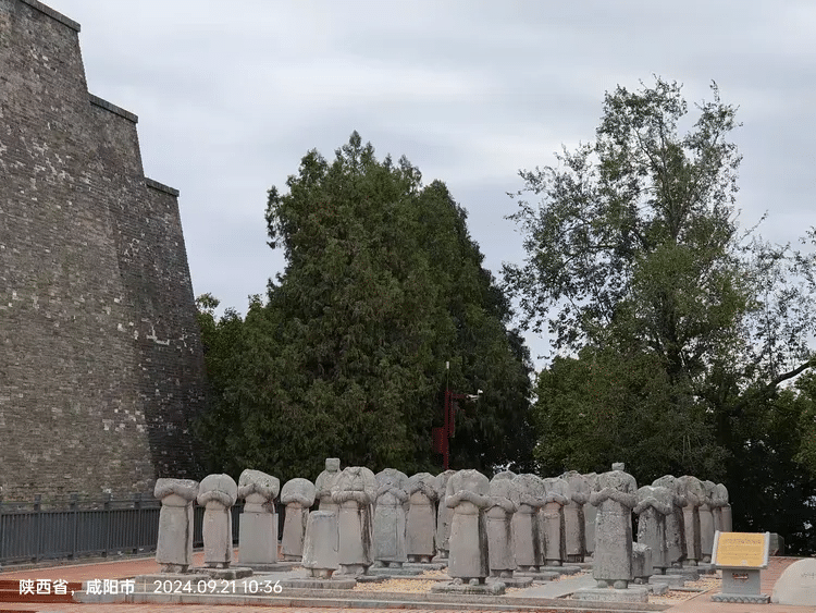 Xi’an – Famen Temple & Qianling Mausoleum Day Tour