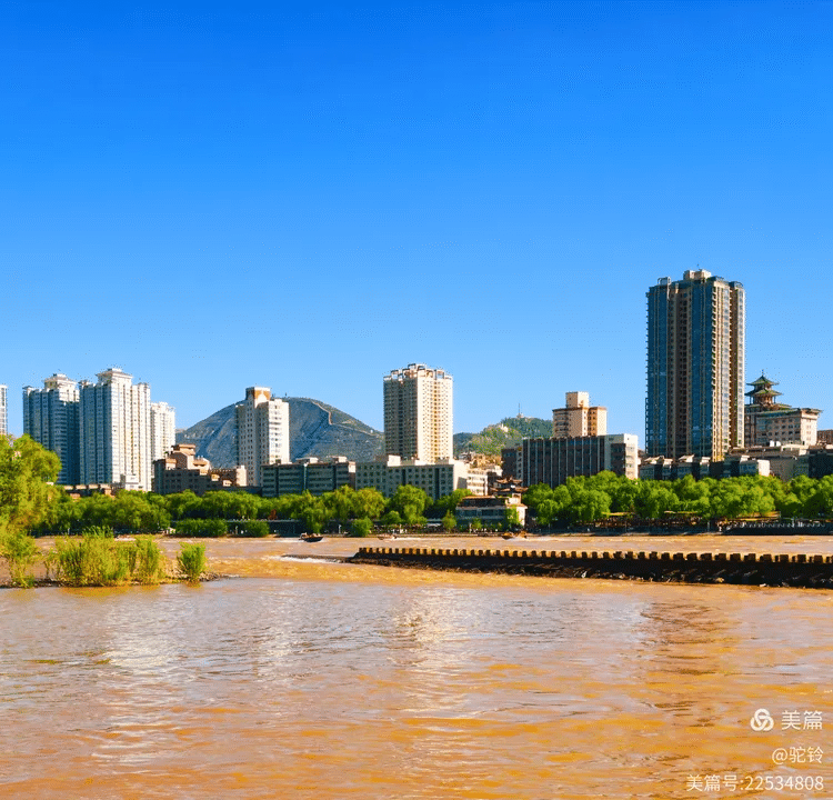 7-Day Dunhuang-Mingsha Mountain & Crescent Lake-Mogao Grottoes-Zhangye Colored Danxia-Lanzhou Yellow River Tour