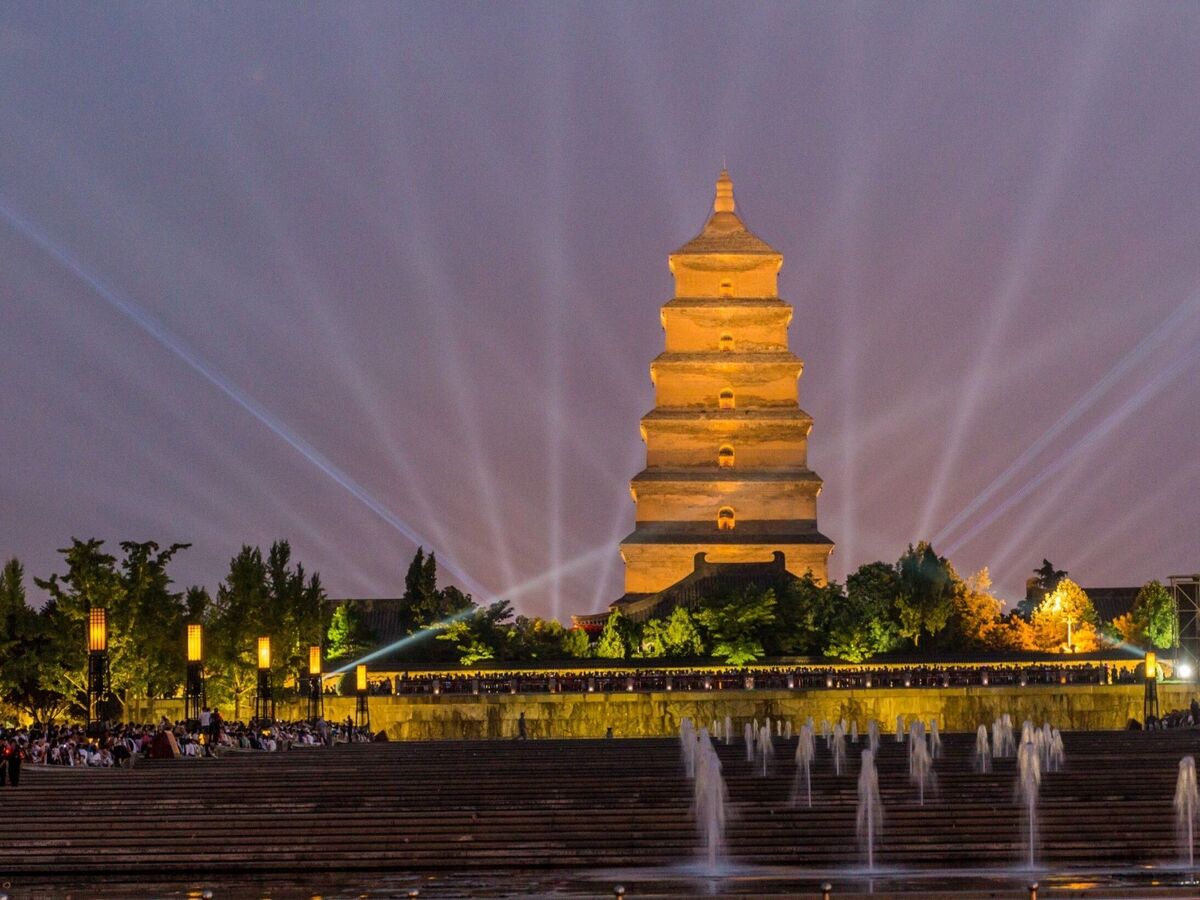 8-Day Chengdu-Chongqing-Xi'an Tour