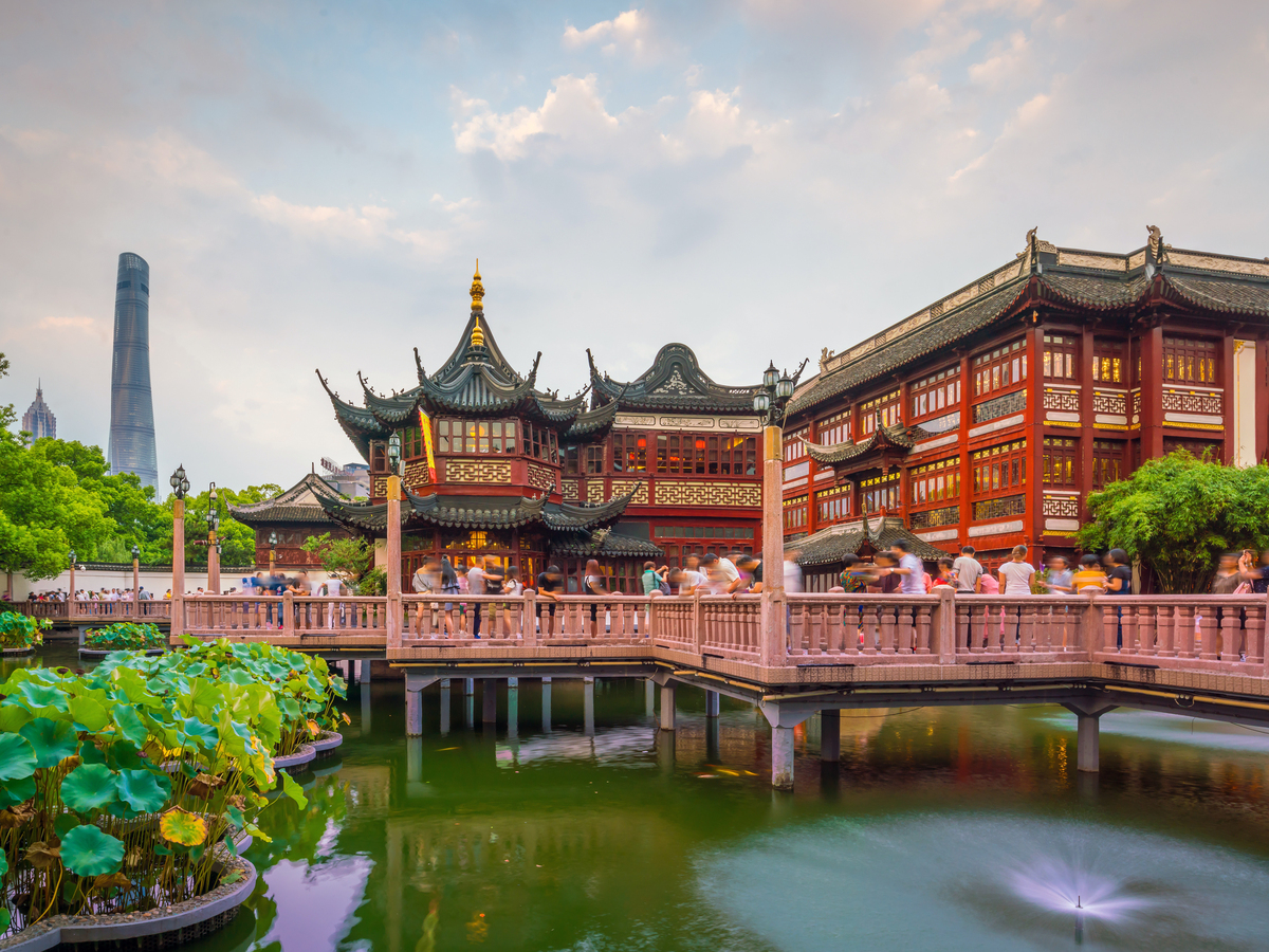 12 Day Tour: Beijing-Shanghai-Changsha-Chongqing