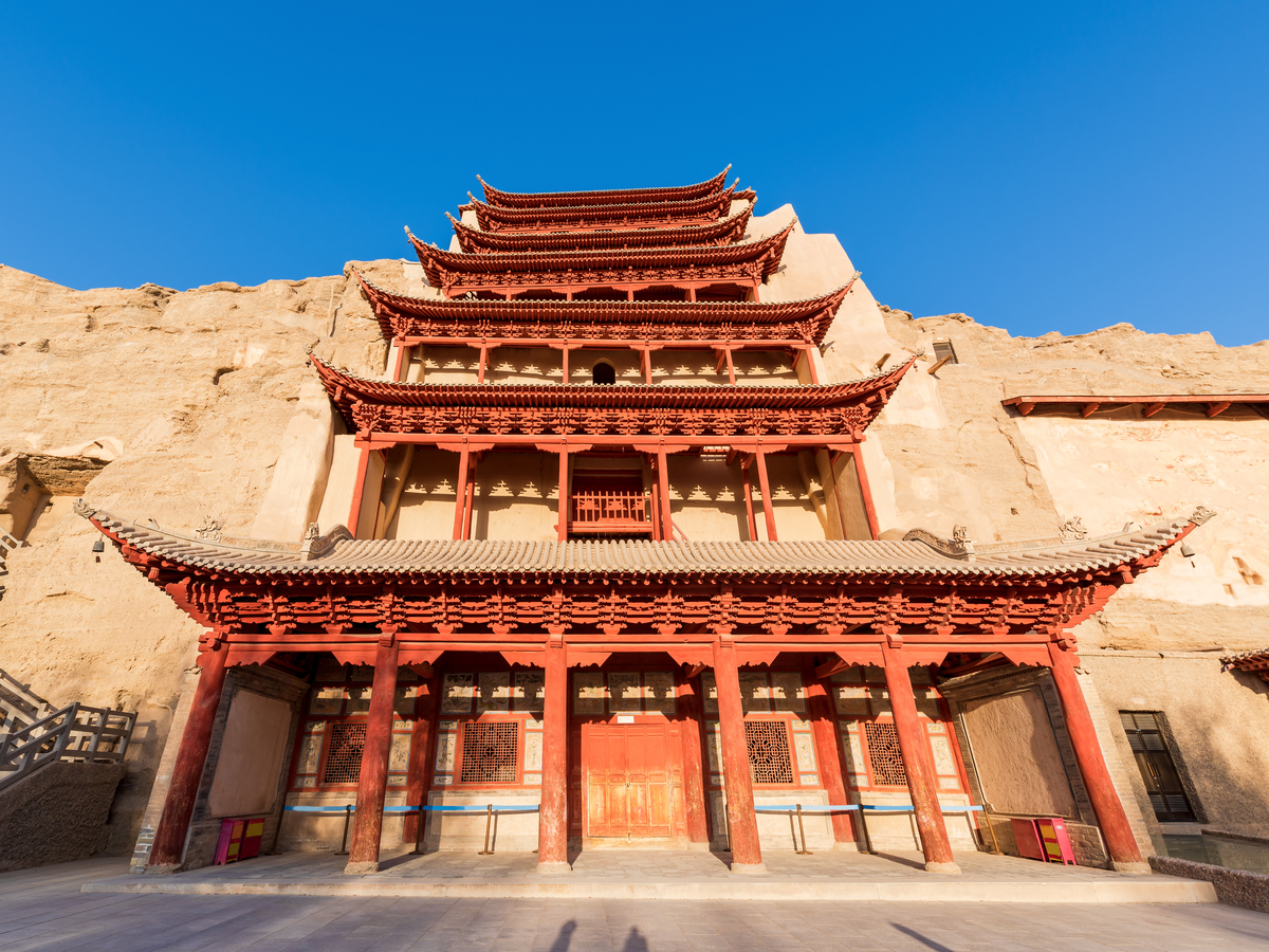 10-Day Beijing-Xi'an-Lanzhou-Jiayuguan-Dunhuang-Shanghai Tour