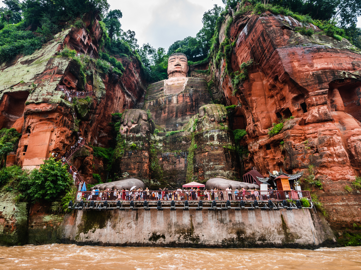 10-Day Chengdu-Zhangjiajie-Chongqing Tour