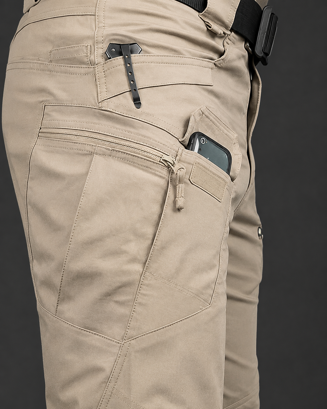 Cargo pocket phone storage detail