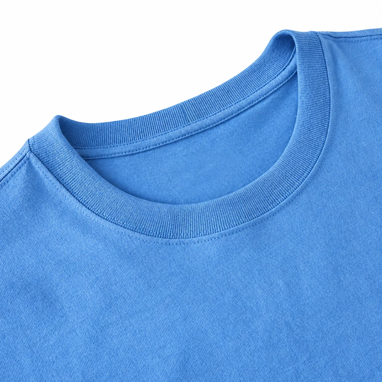 Close-up of the ribbed crew neck